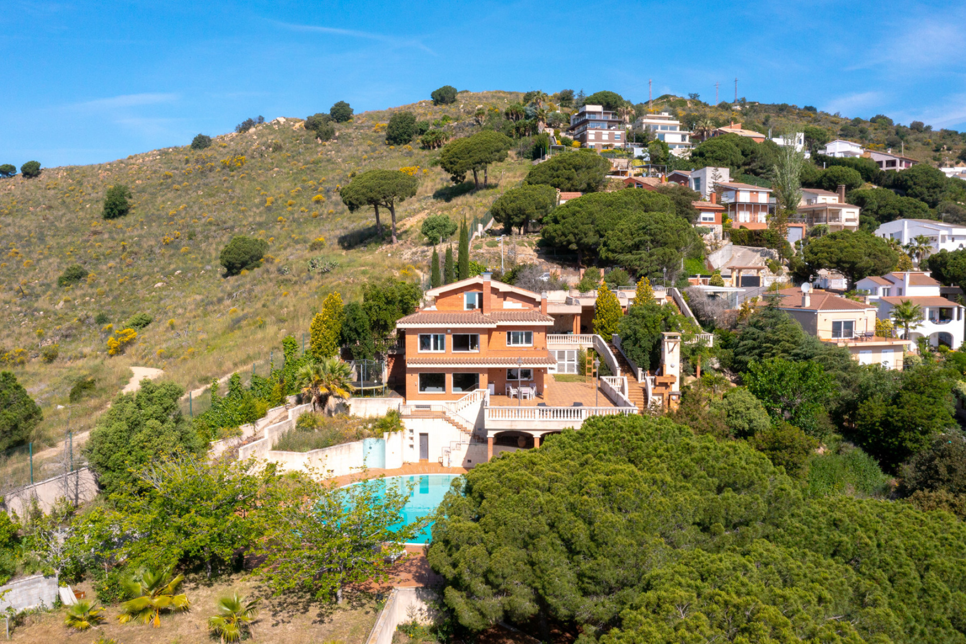  Elegant and stately residence with the best views. - 物件實景
