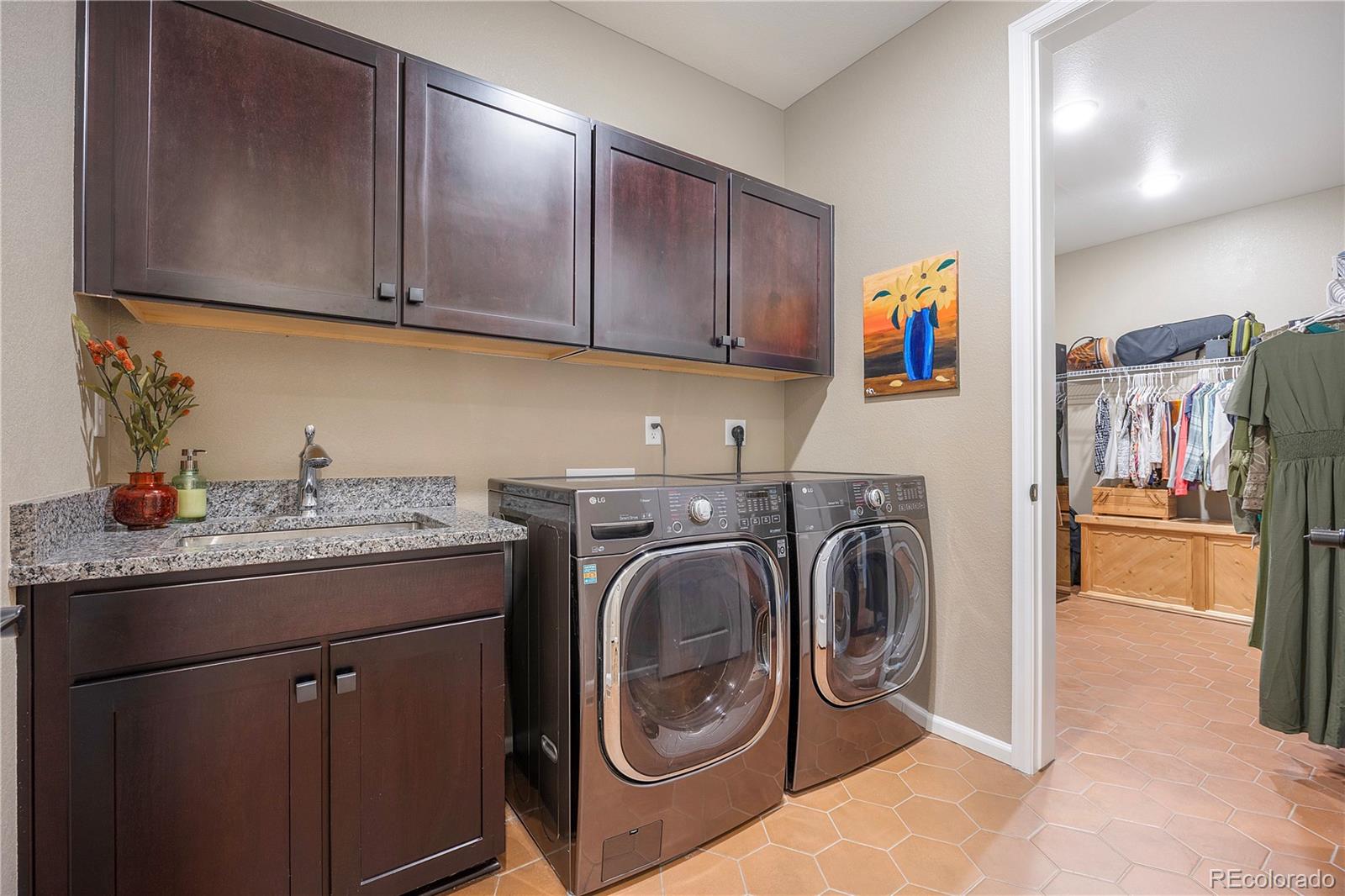 Castle Rock, Colorado, 80108, United States, 5 Bedrooms Bedrooms, ,1 BathroomBathrooms,Residential,For Sale,1906809