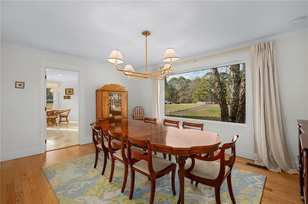 Calhoun, Georgia, 30701, United States, 4 Bedrooms Bedrooms, ,4 BathroomsBathrooms,Residential,For Sale,2005129