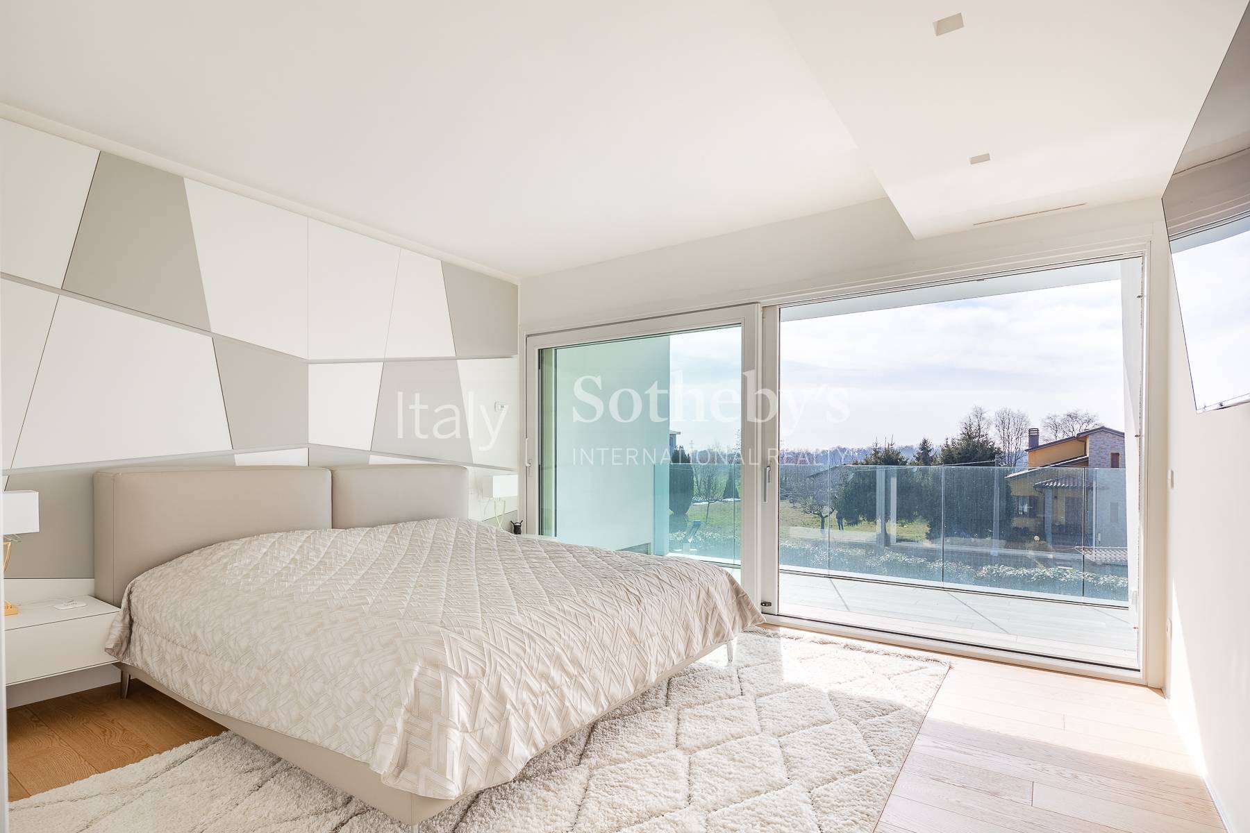  Elegant minimalist high-tech and energy efficient villa - 物件實景
