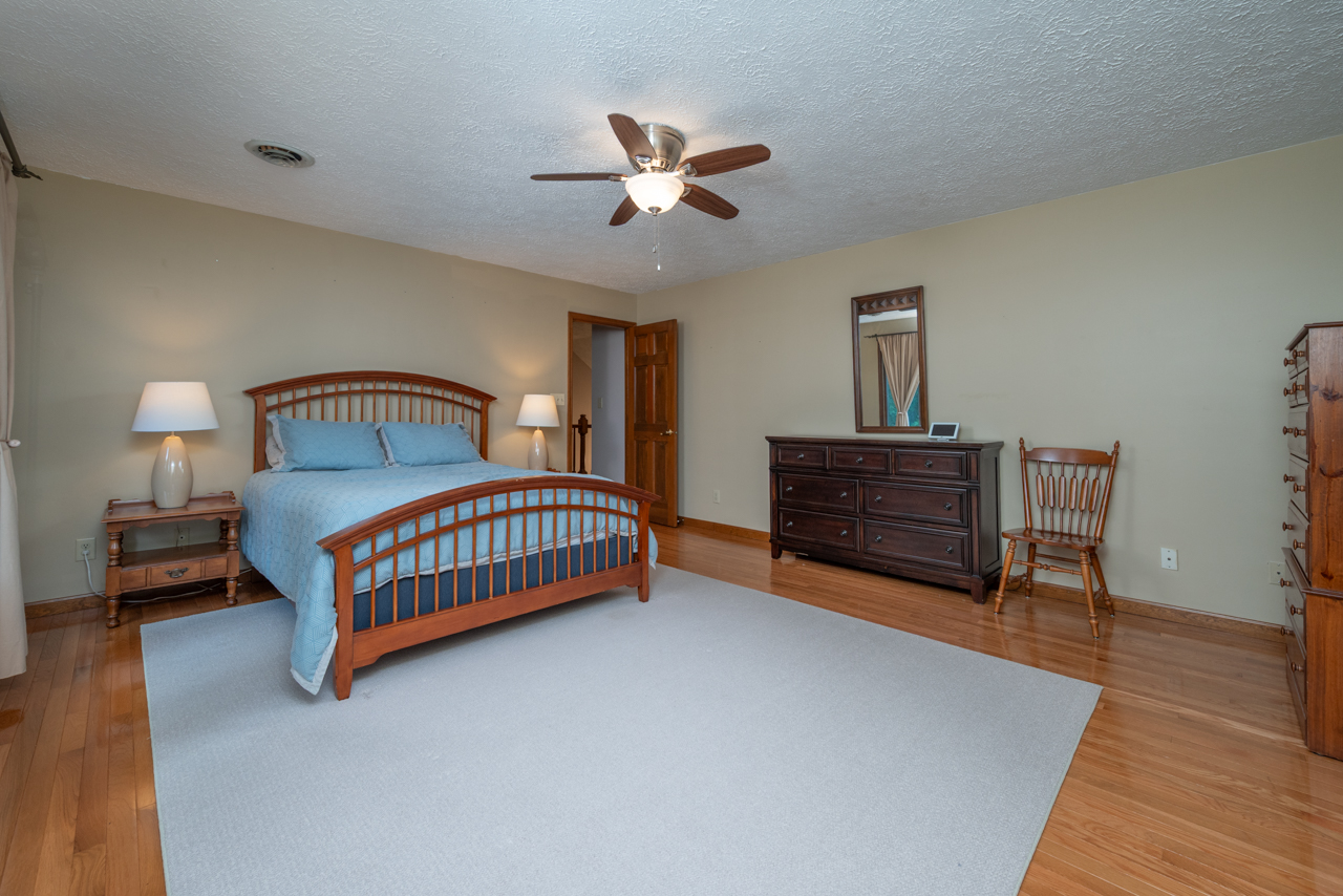 Terre Haute, Indiana, 47802, United States, 4 Bedrooms Bedrooms, ,3 BathroomsBathrooms,Residential,For Sale,1931381