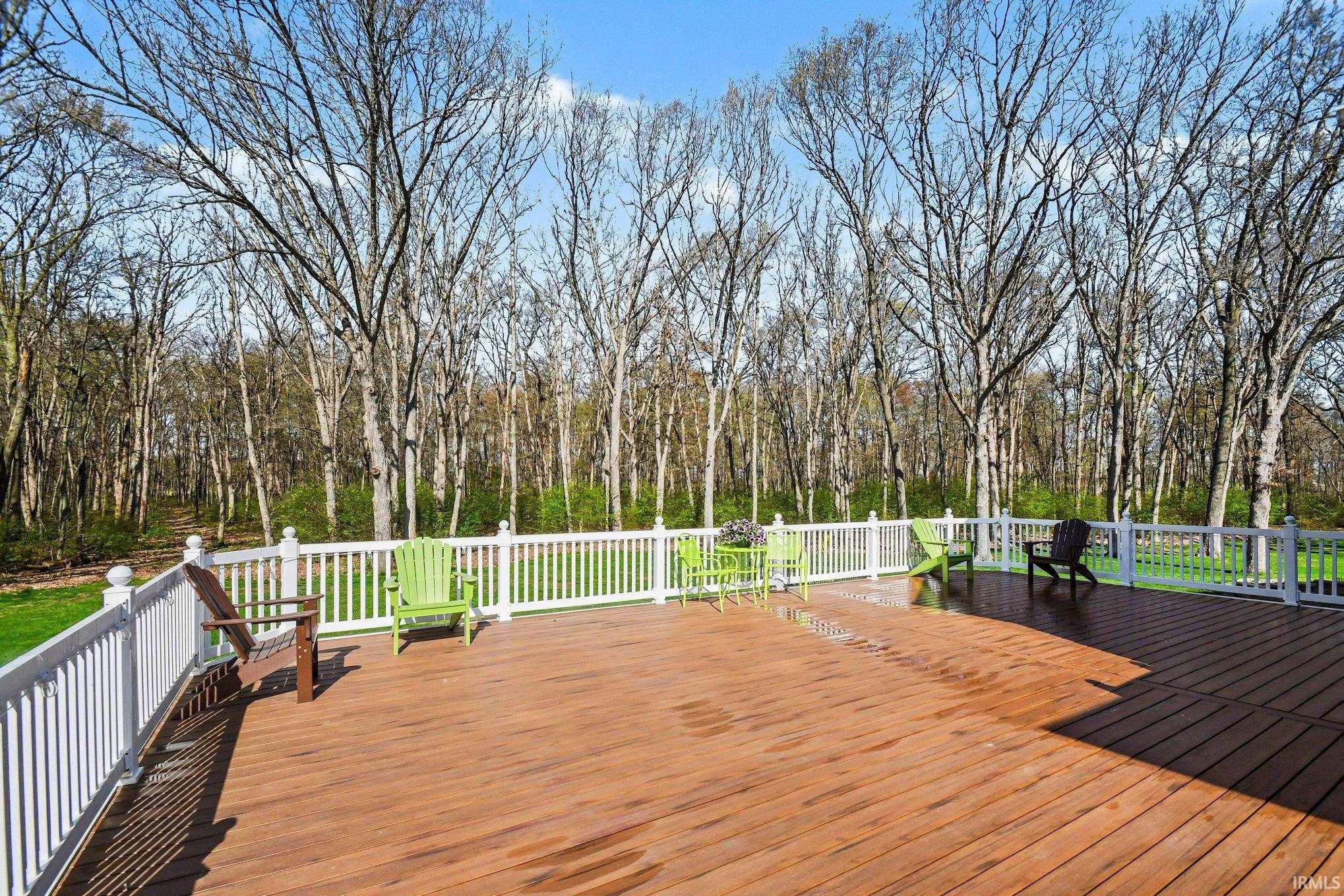 Osceola, Indiana, 46561, United States, 3 Bedrooms Bedrooms, ,3 BathroomsBathrooms,Residential,For Sale,2038856