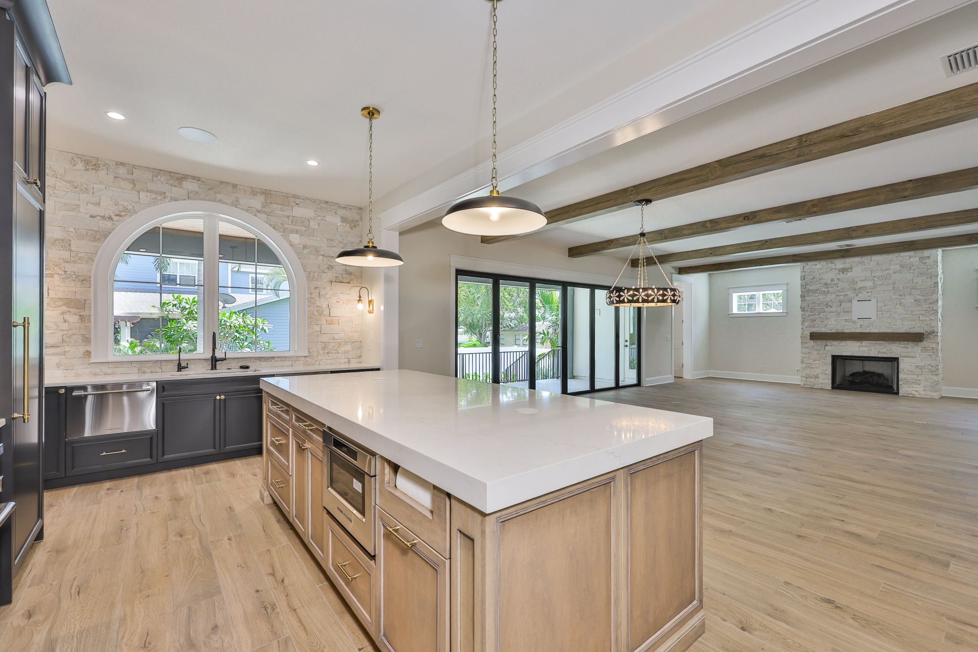 Tampa, Florida, 33629, United States, 5 Bedrooms Bedrooms, ,6 BathroomsBathrooms,Residential,For Sale,1974483