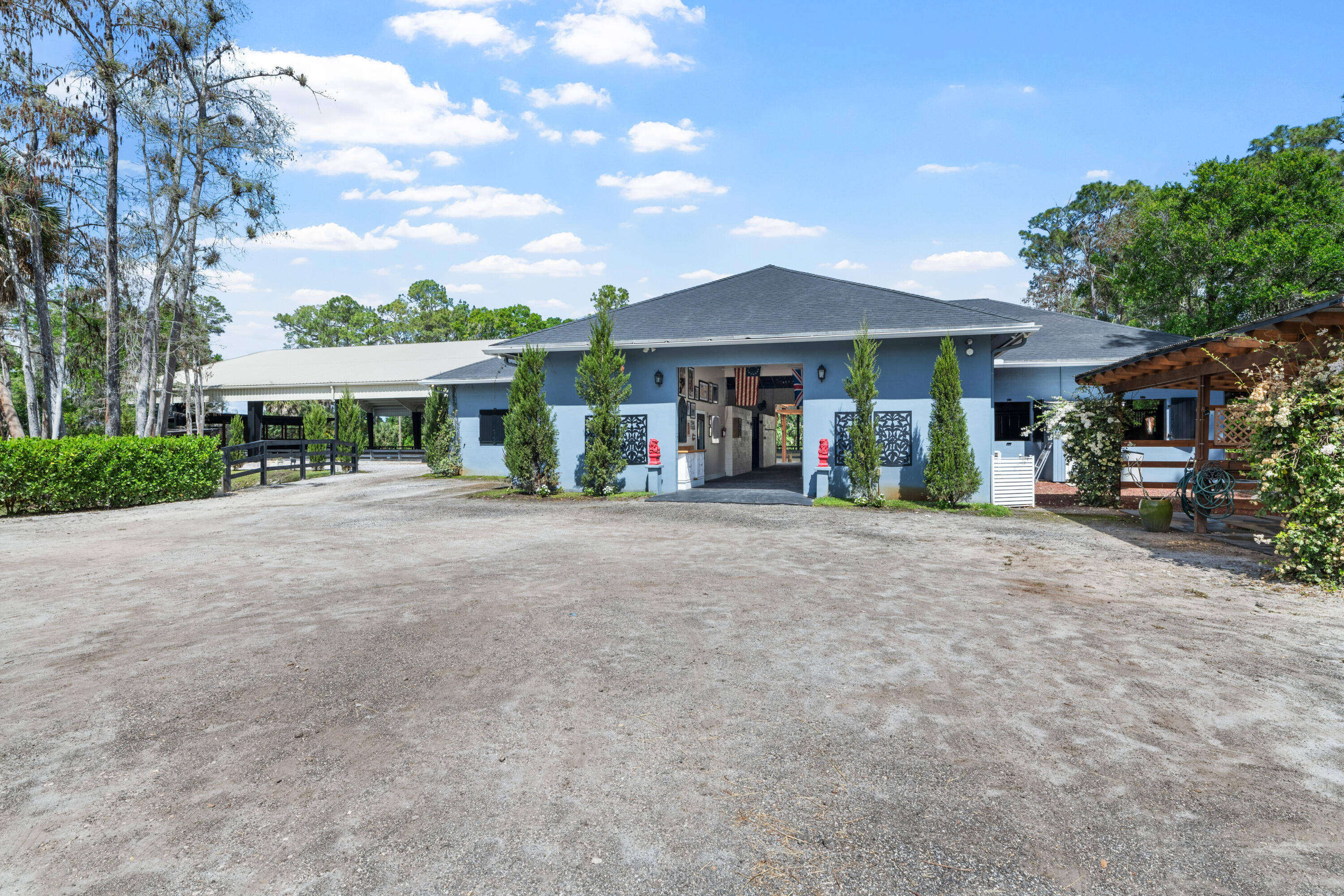  15161 Collecting Canal Road - 物件實景