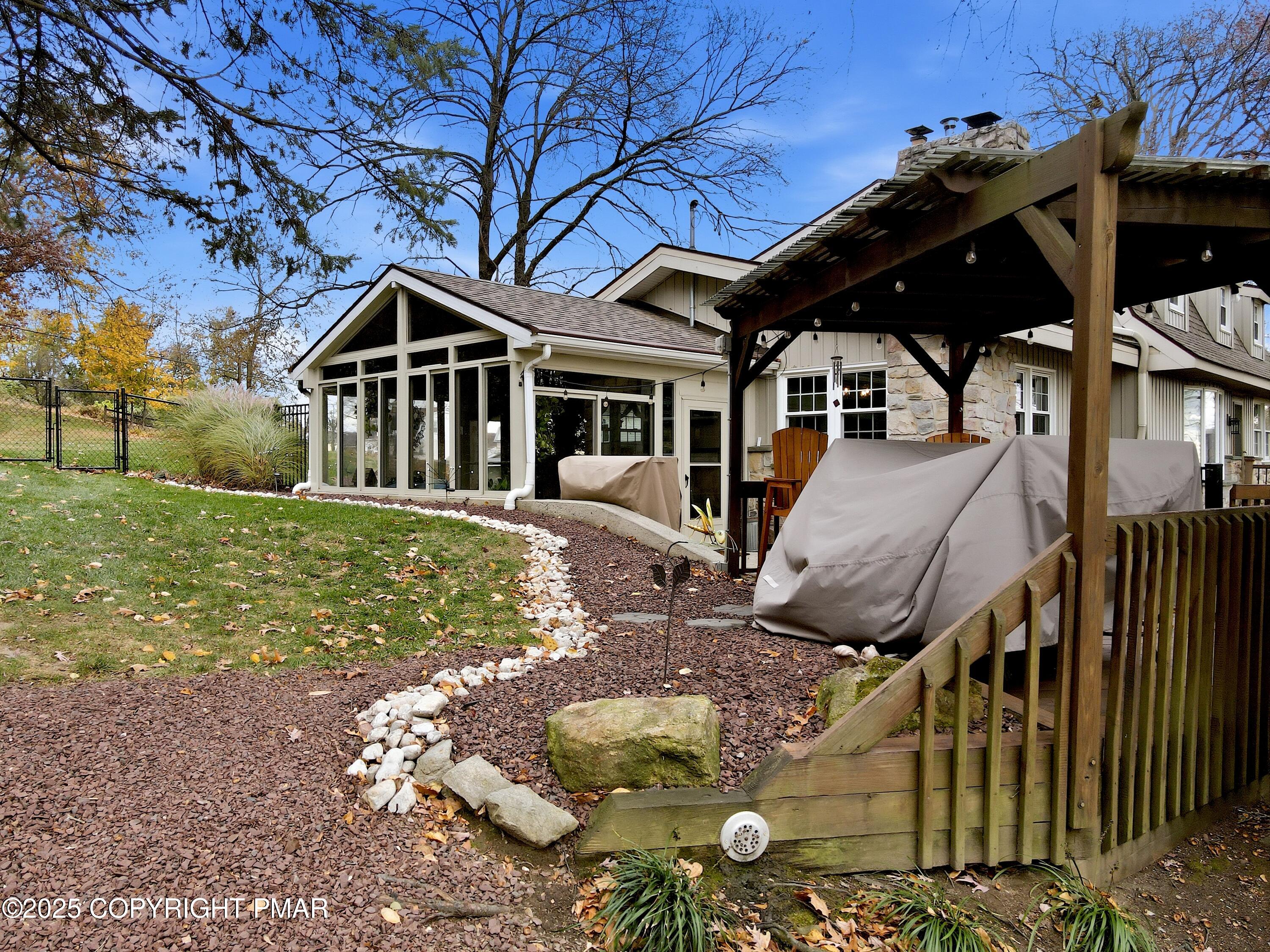 Allentown, Pennsylvania, 18103, United States, 3 Bedrooms Bedrooms, ,2 BathroomsBathrooms,Residential,For Sale,1993395