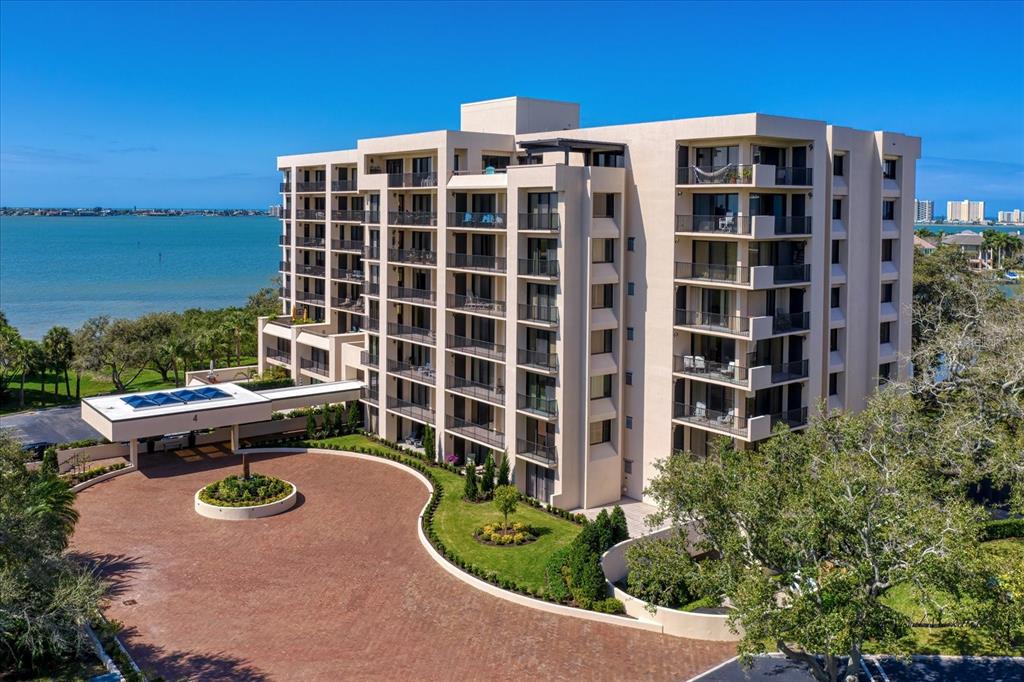 Belleair, Florida, 33756, United States, 2 Bedrooms Bedrooms, ,2 BathroomsBathrooms,Residential,For Sale,1993557