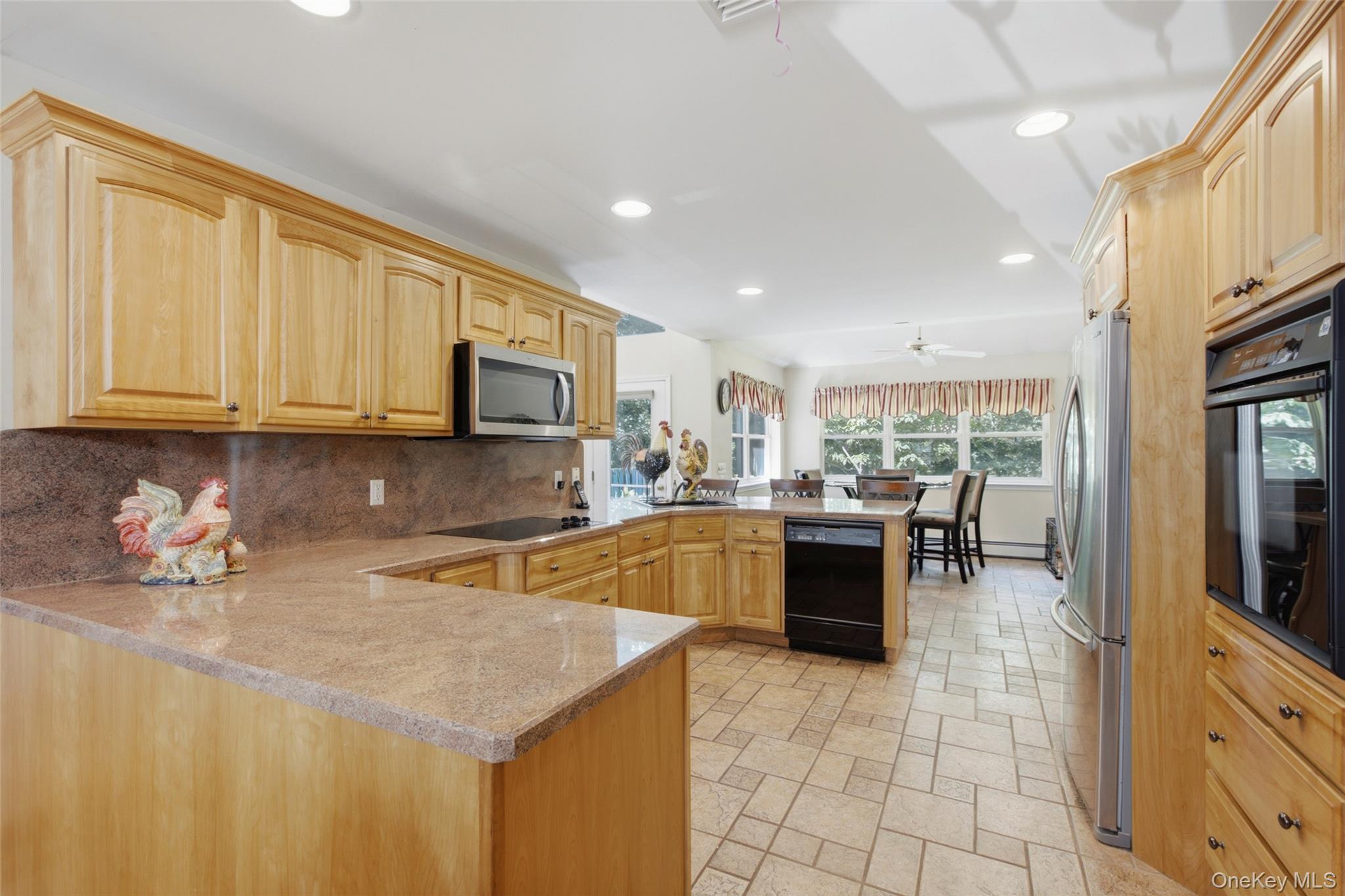  104 Lincoln Boulevard, Hauppauge, NY, 11788 - 物件實景