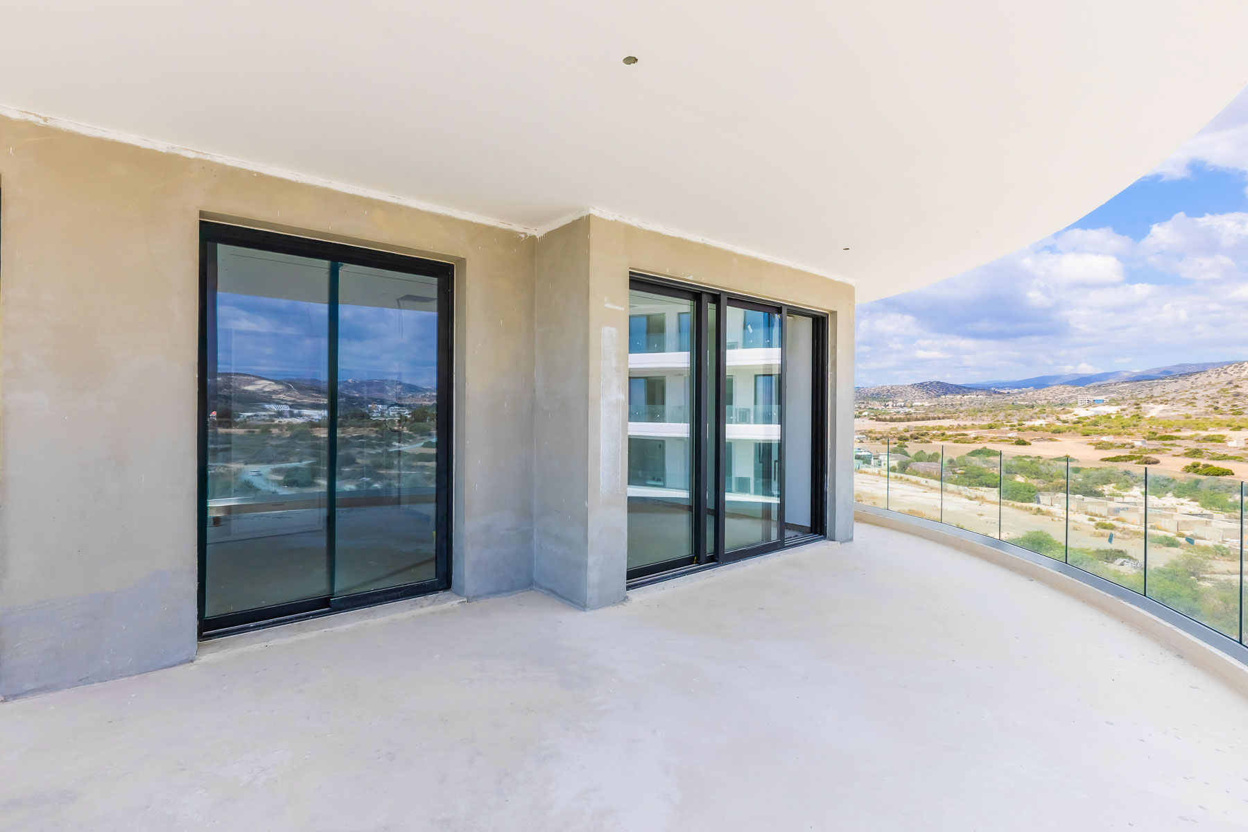  Philippe Starck Designed Two-Bedroom Apartment in Pyrgos, Limassol - 物件實景