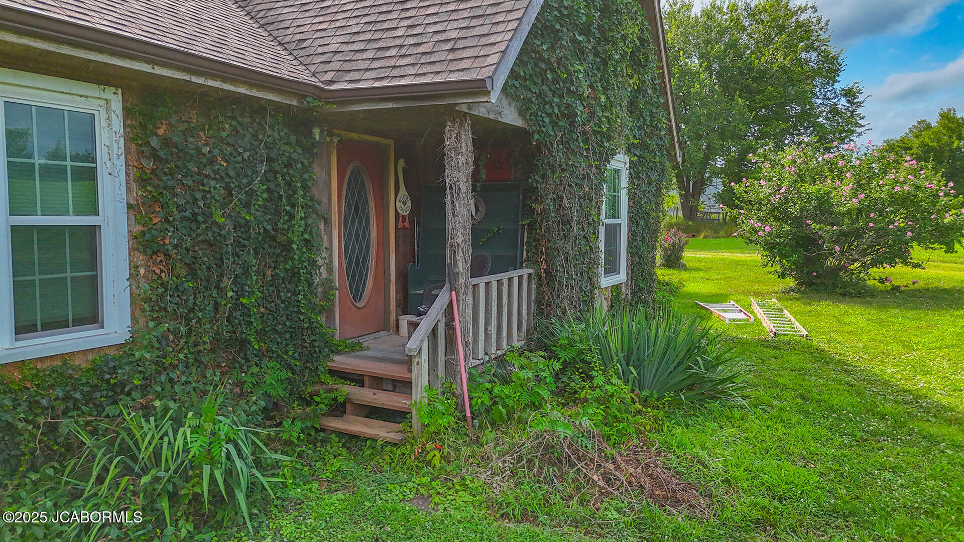 New Bloomfield, Missouri, 65063, United States, 3 Bedrooms Bedrooms, ,2 BathroomsBathrooms,Residential,For Sale,1978608