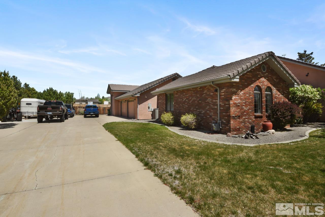 Carson City, Nevada, 89703, United States, 5 Bedrooms Bedrooms, ,3 BathroomsBathrooms,Residential,For Sale,1805537
