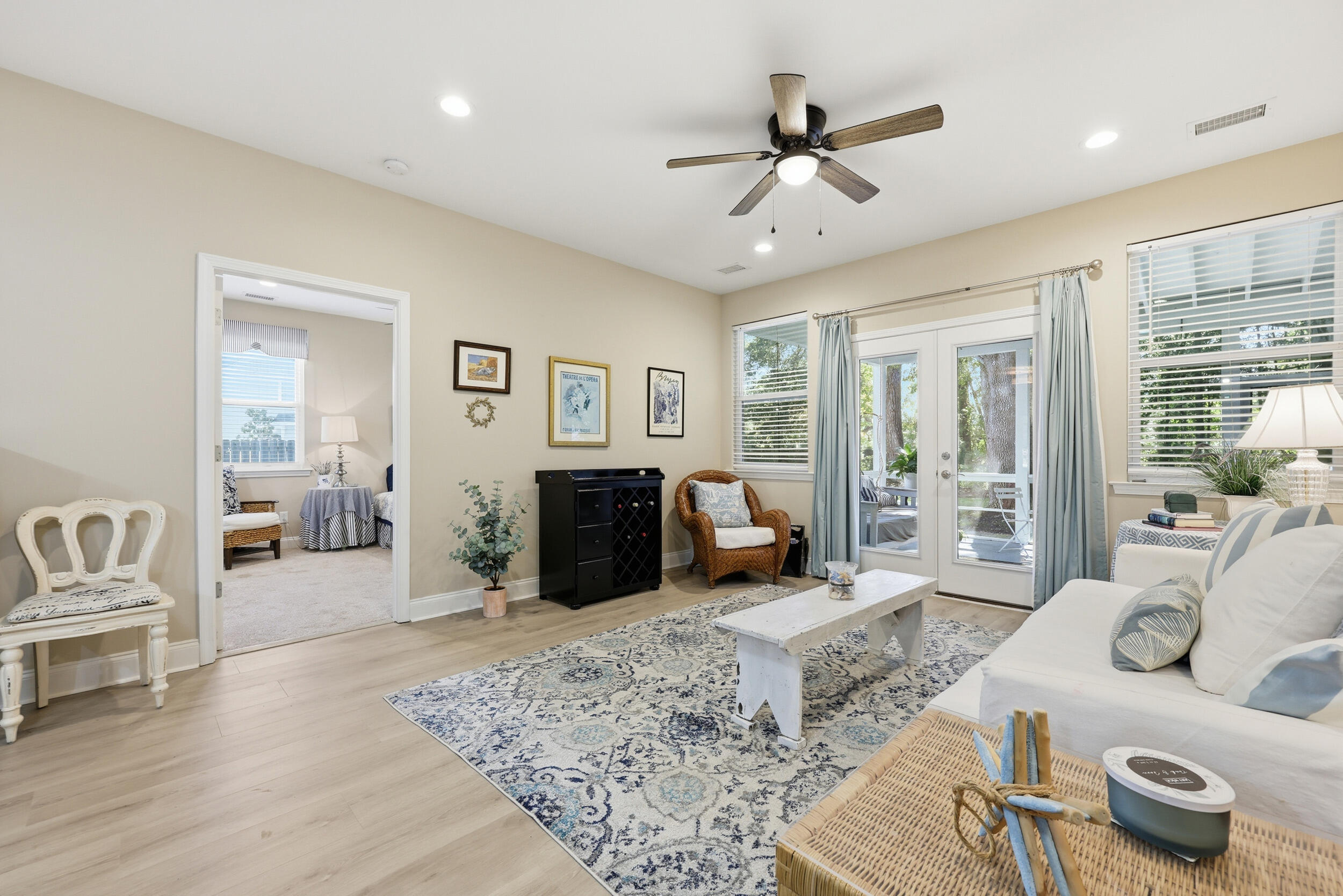 Mount Pleasant, South Carolina, 29466, United States, 3 Bedrooms Bedrooms, ,2 BathroomsBathrooms,Residential,For Sale,1992922