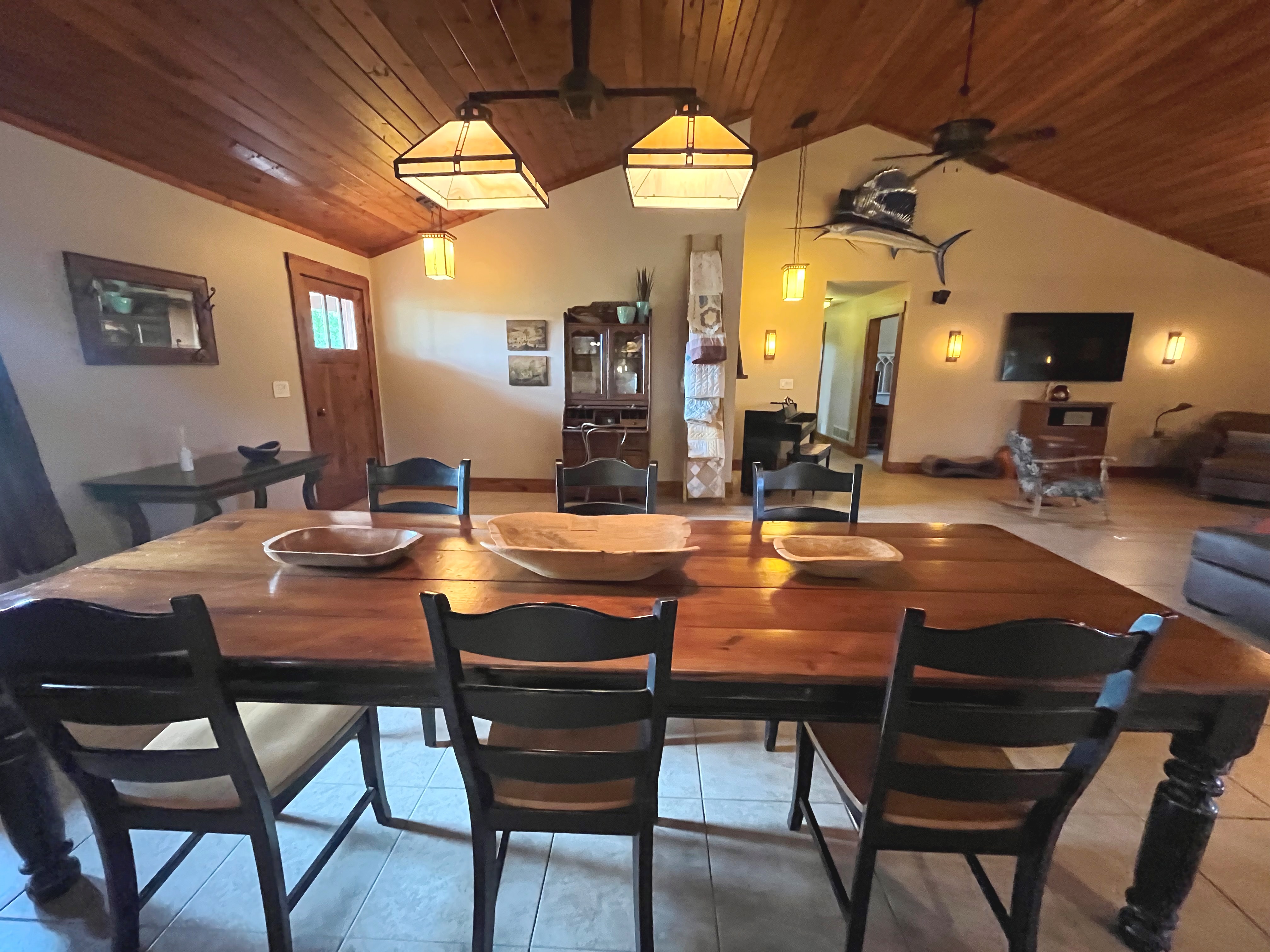 Chillicothe, Missouri, 64601, United States, 3 Bedrooms Bedrooms, ,3 BathroomsBathrooms,Residential,For Sale,1924445