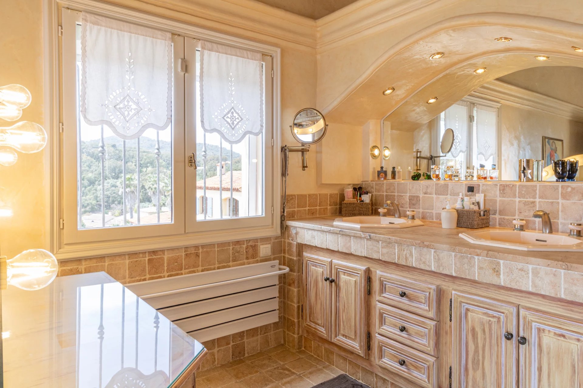 Sainte-Maxime, Provence-Alpes-Côte d?Azur, 83120, FR, 6 Bedrooms Bedrooms, ,8 BathroomsBathrooms,Residential,For Sale,1568538