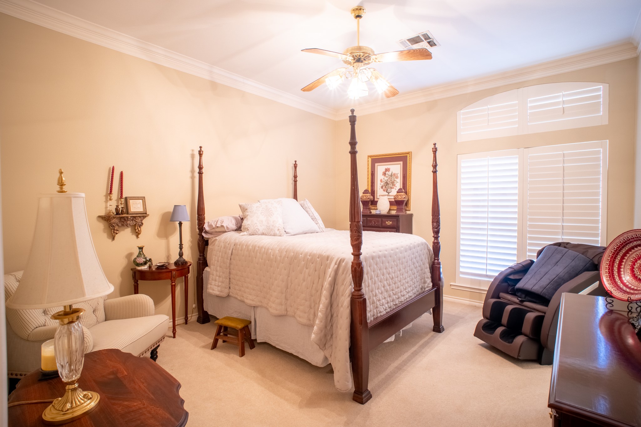 Mexia, Texas, 76667, United States, 4 Bedrooms Bedrooms, ,5 BathroomsBathrooms,Residential,For Sale,1941675