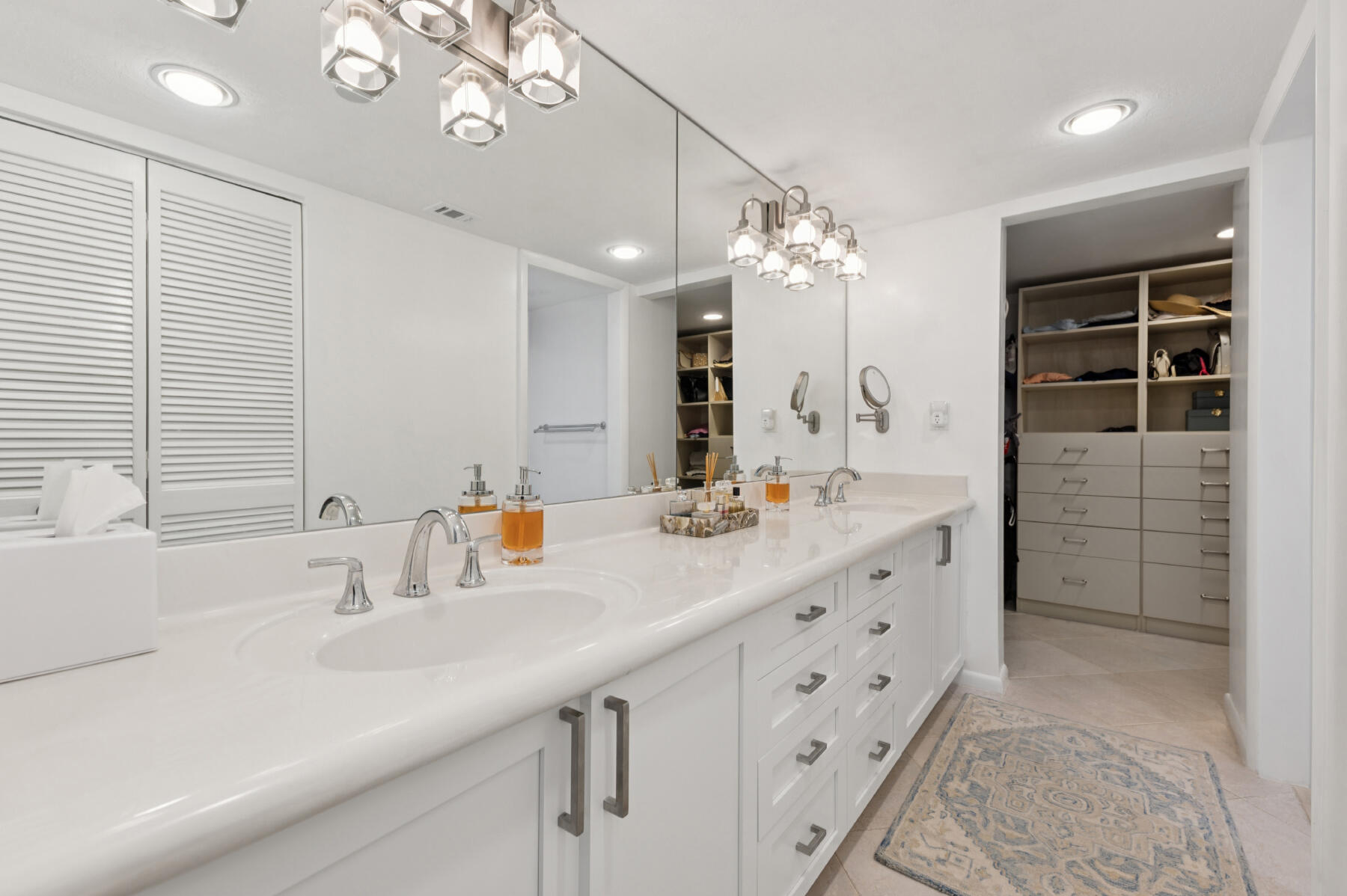 Highland Beach, Florida, 33487, United States, 2 Bedrooms Bedrooms, ,2 BathroomsBathrooms,Residential,For Sale,1912479