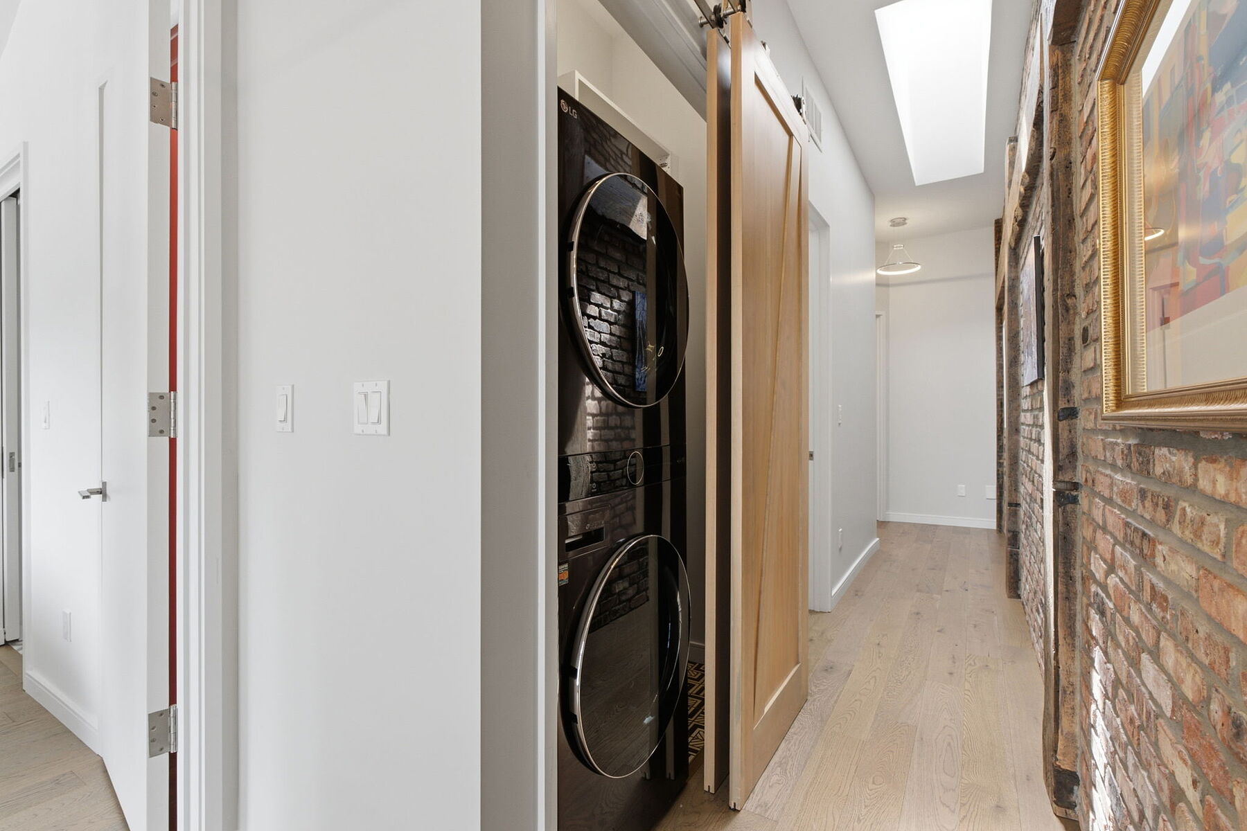  Modern Danforth Village Living - 物件實景