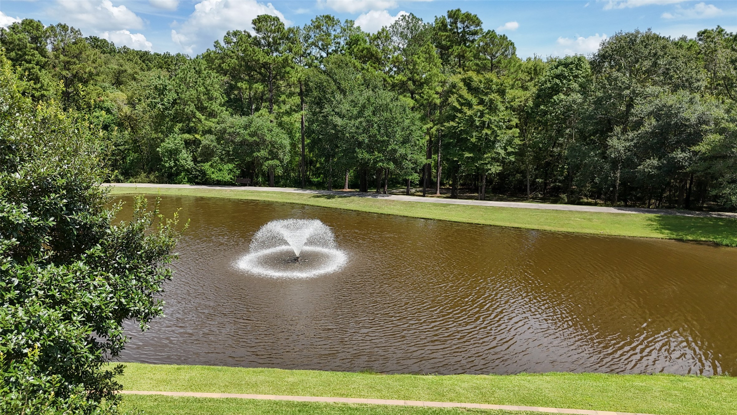  10332 Hunter Creek Lane - 物件實景