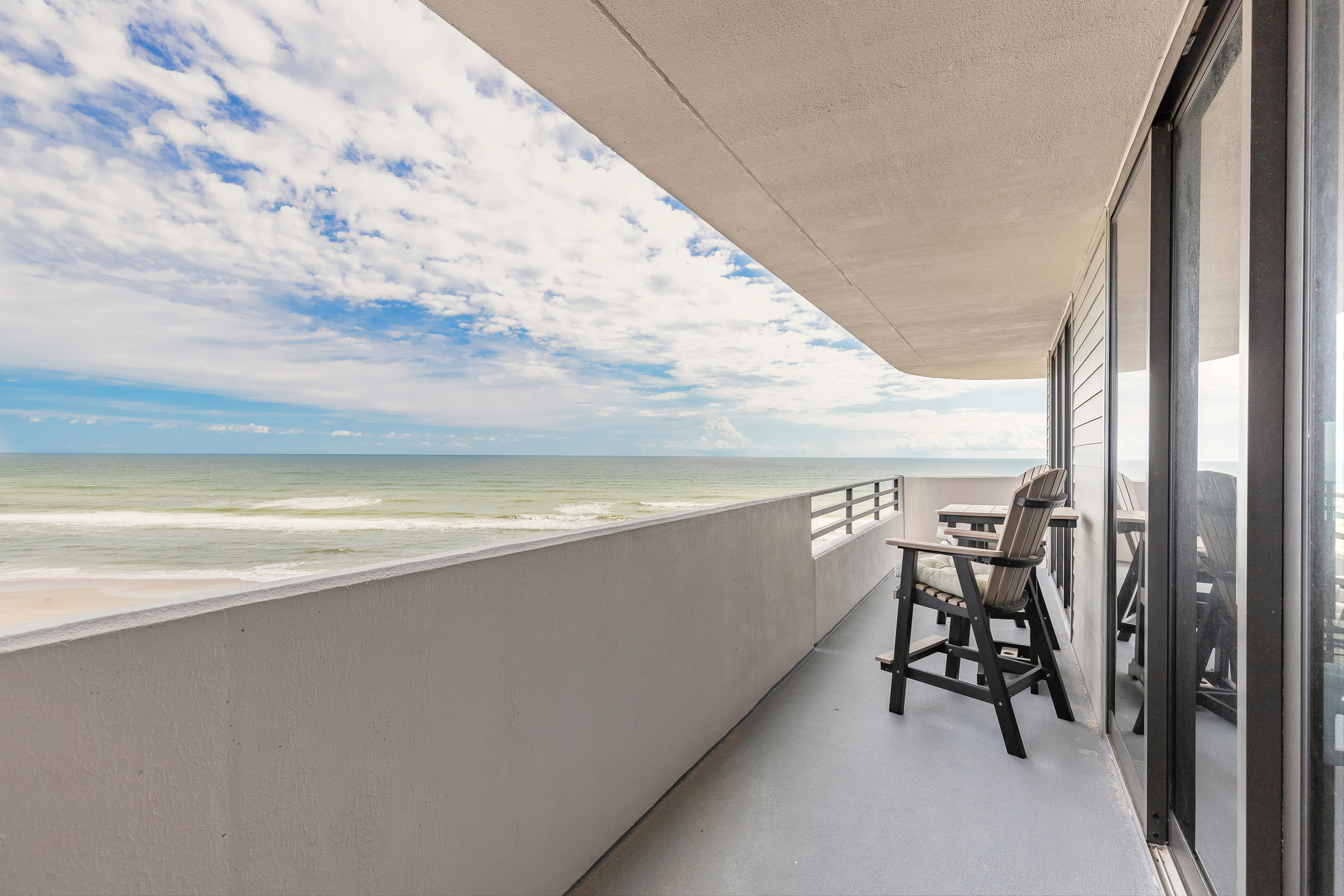 Daytona Beach, Florida, 32118, United States, 3 Bedrooms Bedrooms, ,2 BathroomsBathrooms,Residential,For Sale,1981159