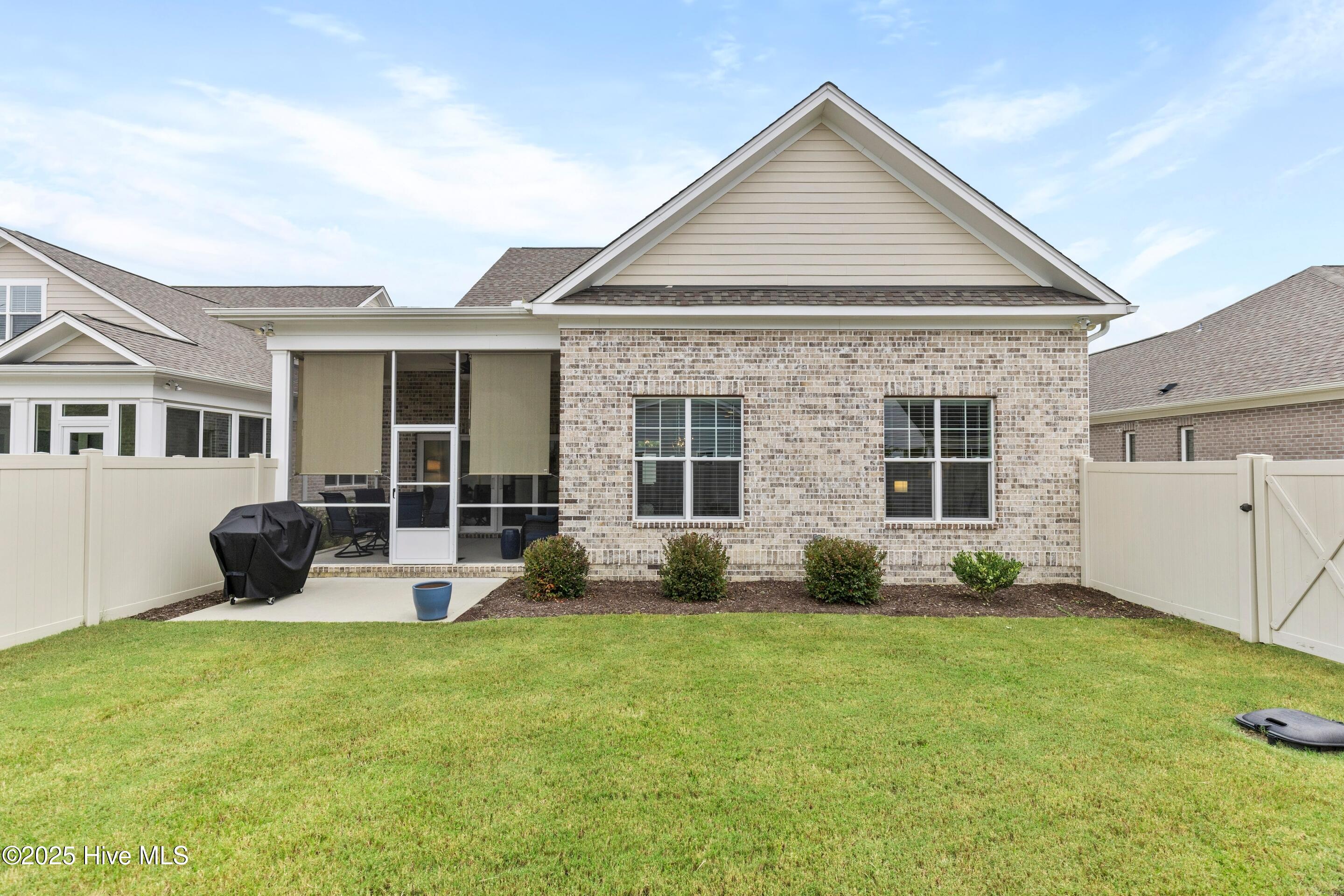 Leland, North Carolina, 28451, United States, 3 Bedrooms Bedrooms, ,2 BathroomsBathrooms,Residential,For Sale,1950835