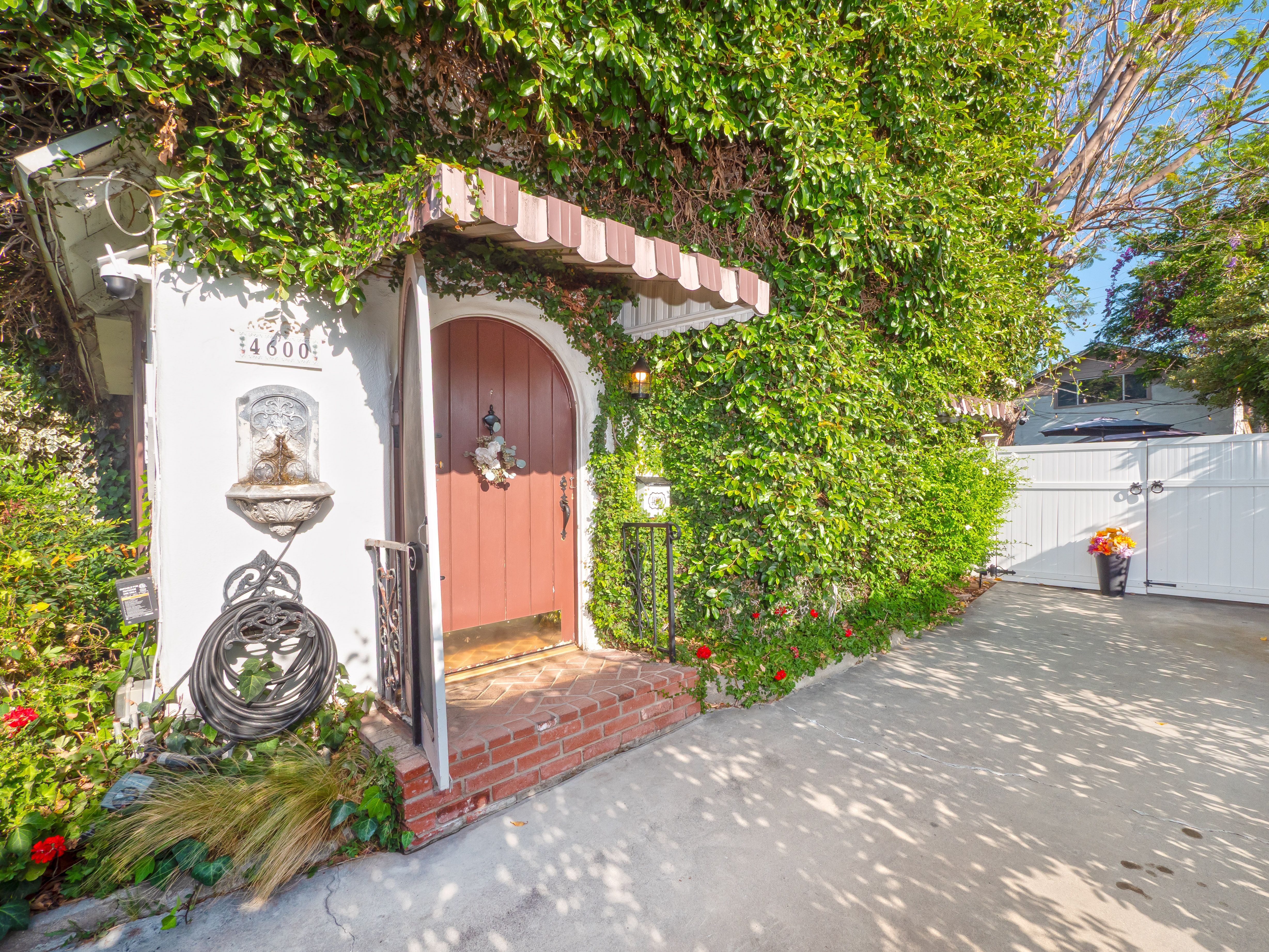  4600 Sunnyside Drive, Riverside, CA 92506 - 物件實景