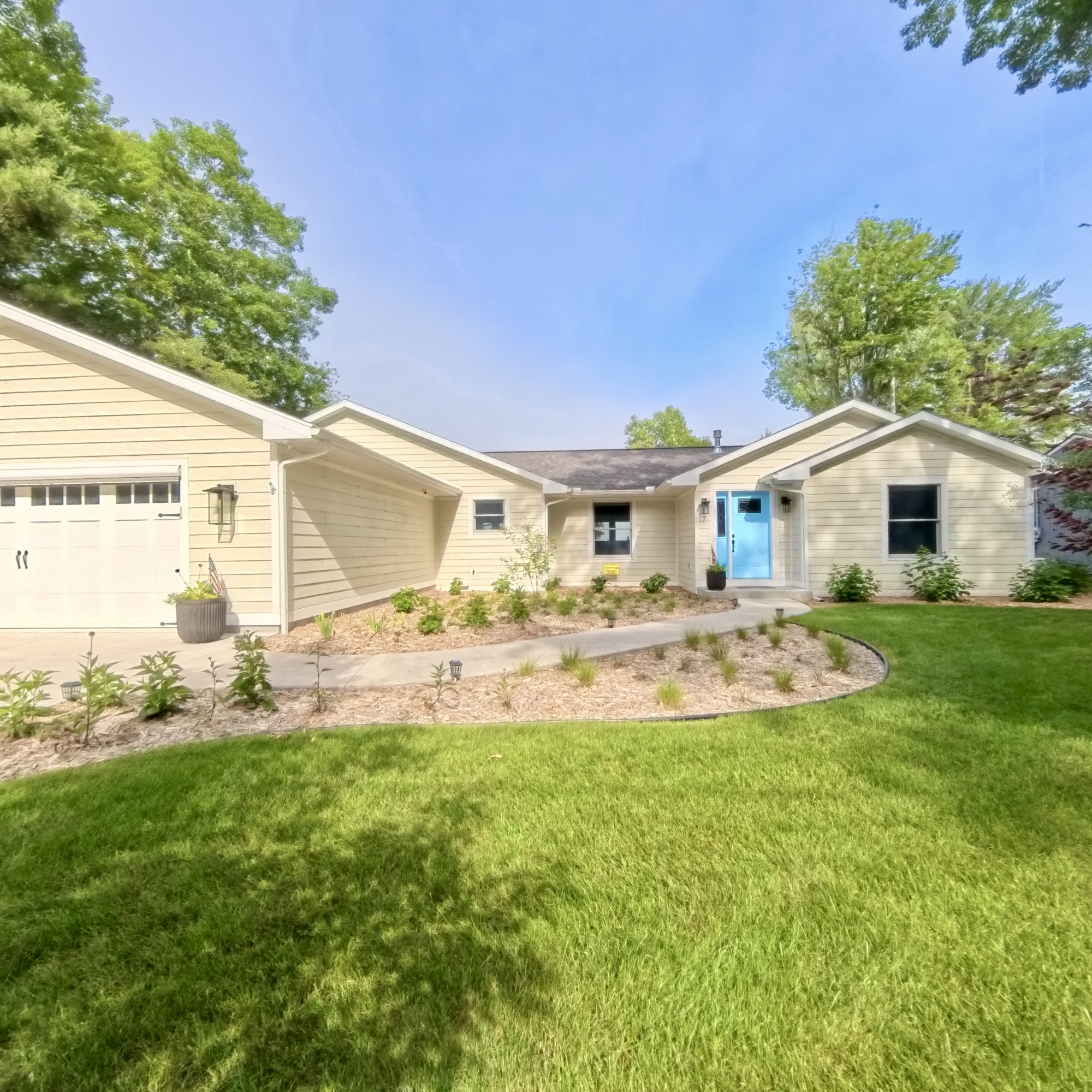  Lake Huron Ranch Home - 物件實景