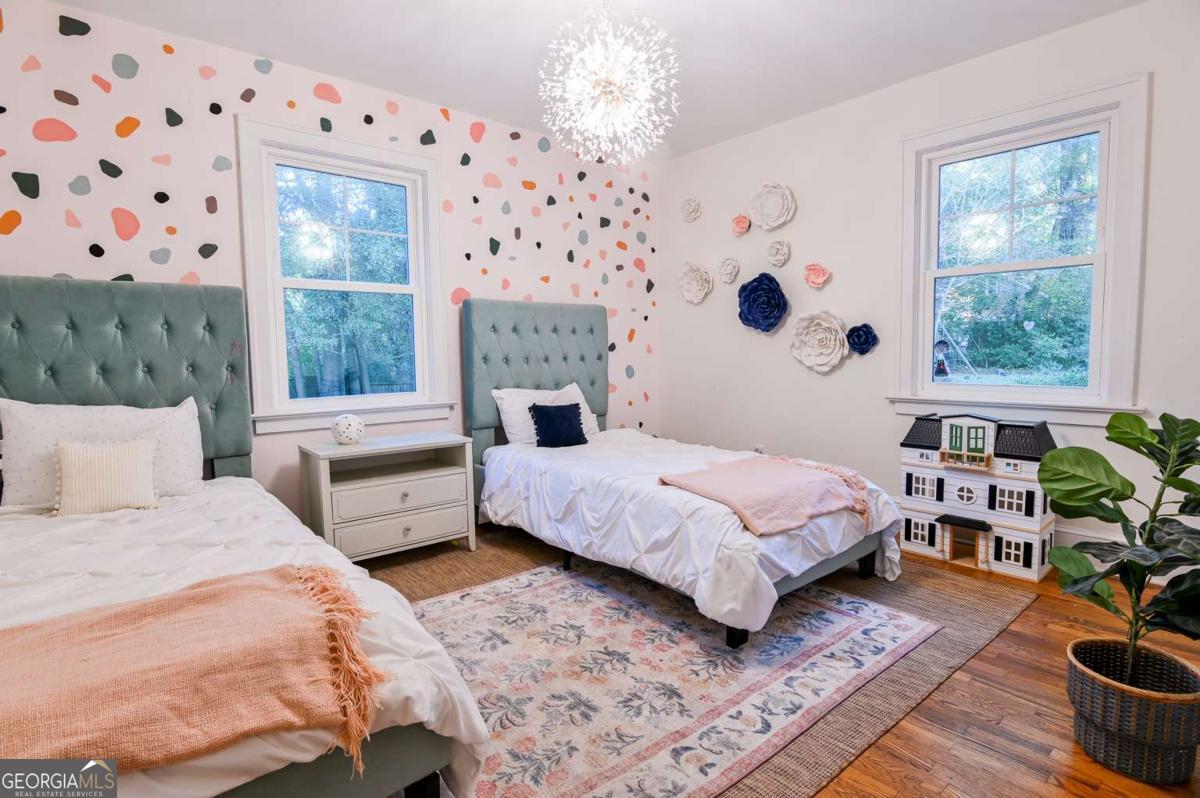 Athens, Georgia, 30606, United States, 4 Bedrooms Bedrooms, ,3 BathroomsBathrooms,Residential,For Sale,1988193