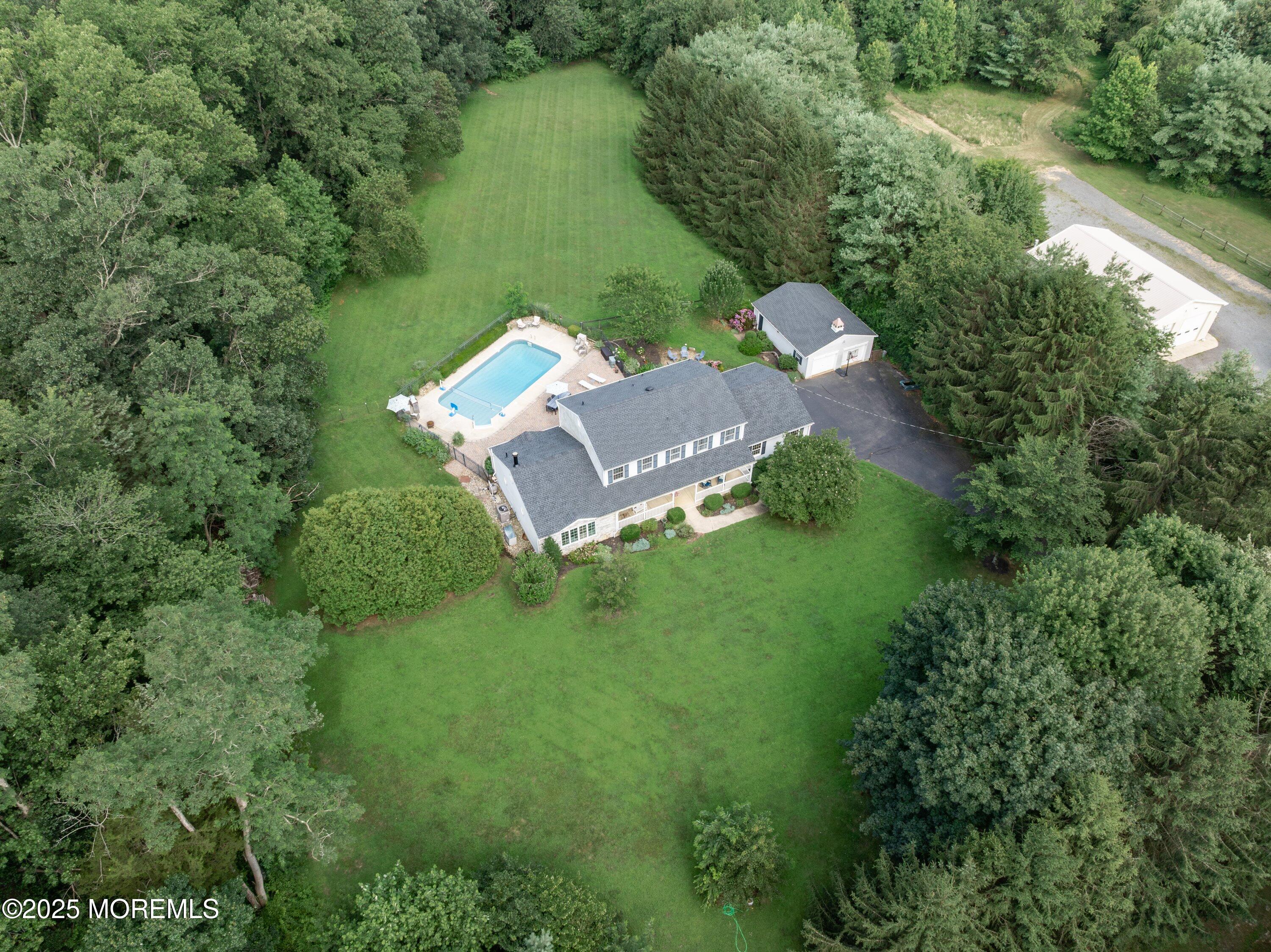 Cream Ridge, New Jersey, 08514, United States, 4 Bedrooms Bedrooms, ,3 BathroomsBathrooms,Residential,For Sale,1904272