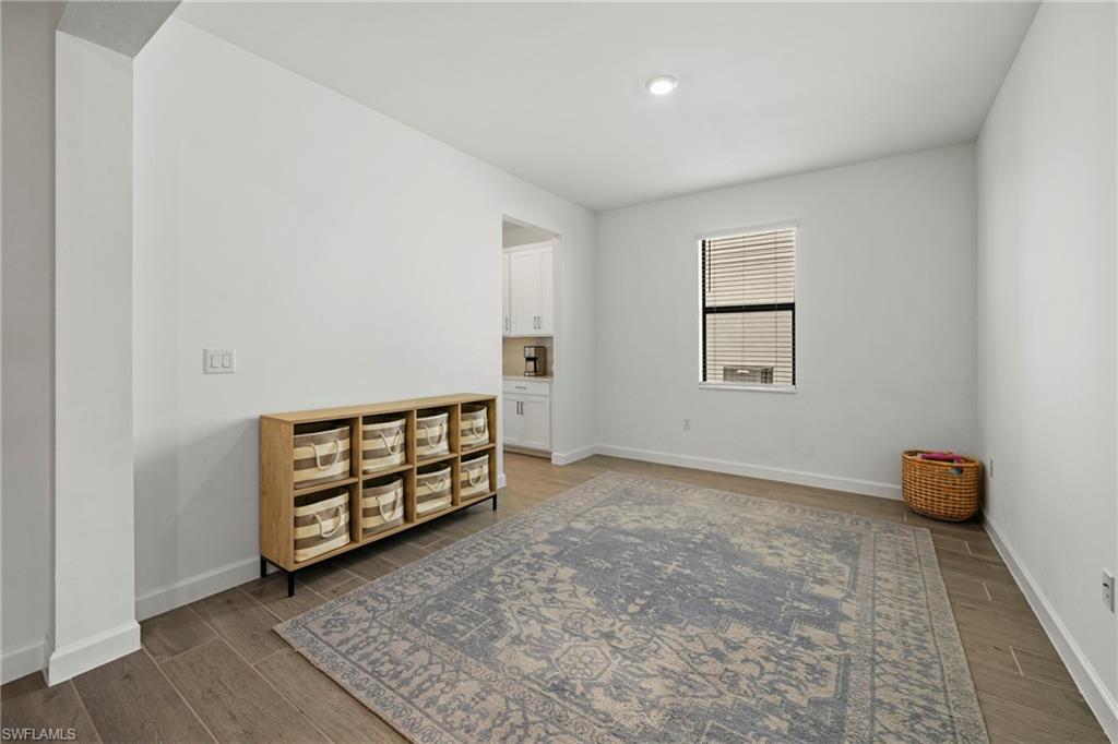 Fort Myers, Florida, 33913, United States, 4 Bedrooms Bedrooms, ,3 BathroomsBathrooms,Residential,For Sale,1988149