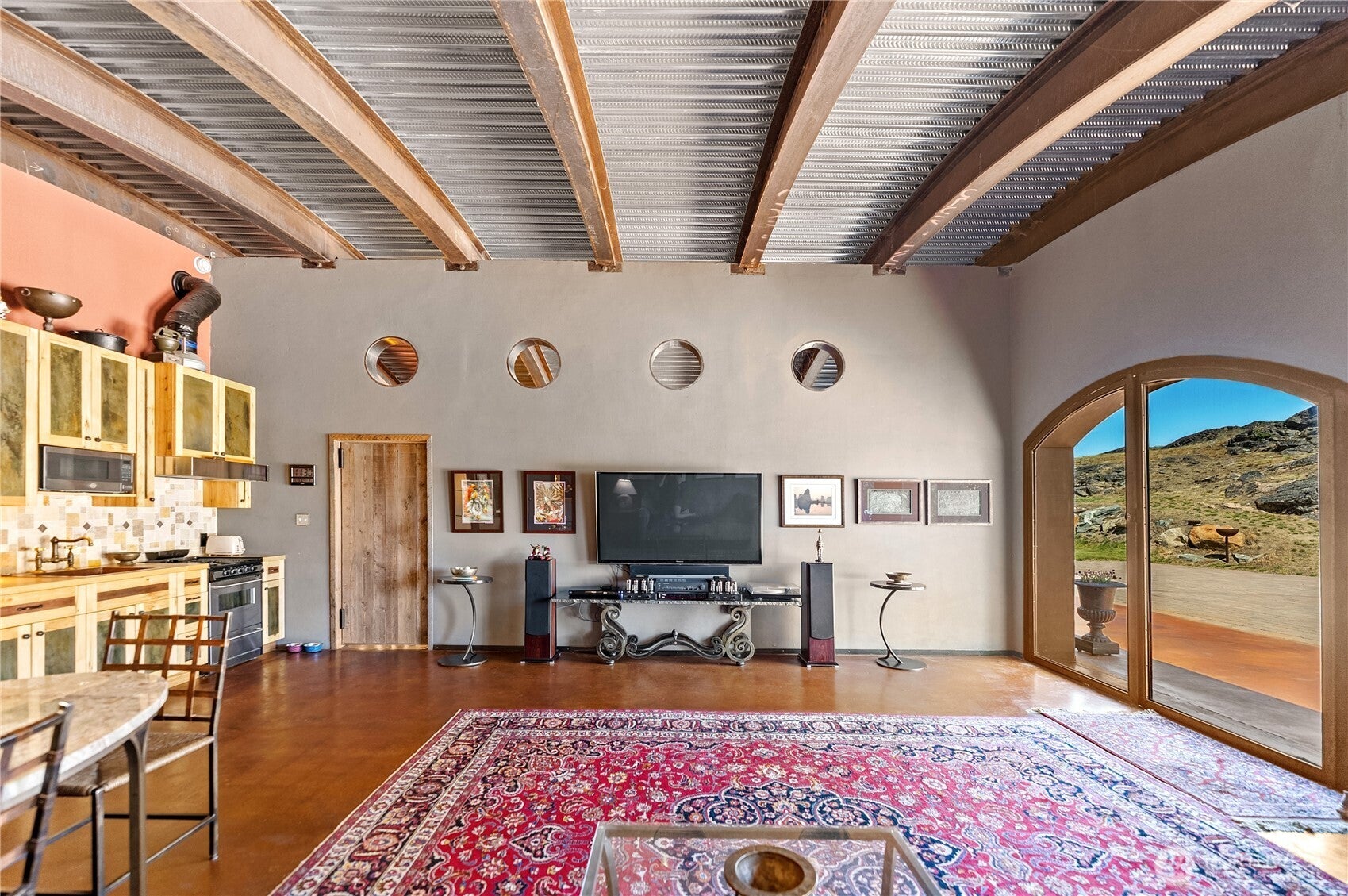 Oroville, Washington, 98844, United States, 1 Bedroom Bedrooms, ,Residential,For Sale,1882313