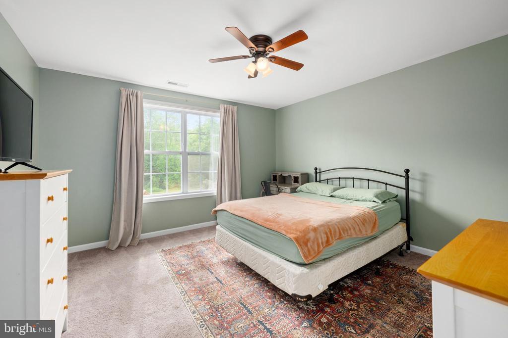 Milton, Delaware, 19968, United States, 4 Bedrooms Bedrooms, ,3 BathroomsBathrooms,Residential,For Sale,1804987