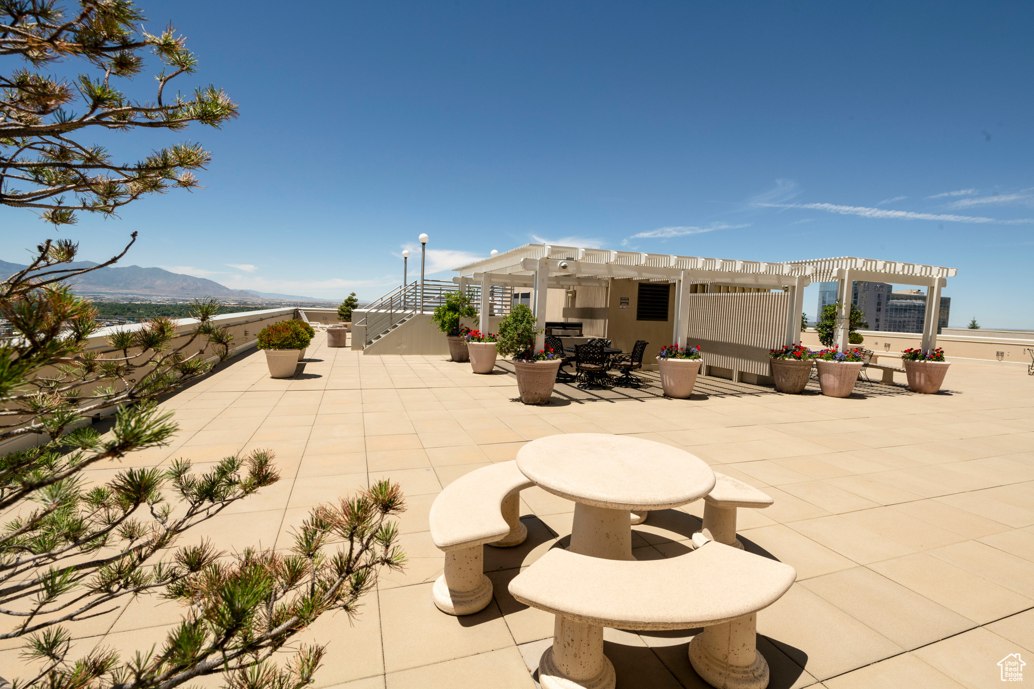 Salt Lake City, Utah, 84101, United States, 2 Bedrooms Bedrooms, ,1 BathroomBathrooms,Residential,For Sale,1897023