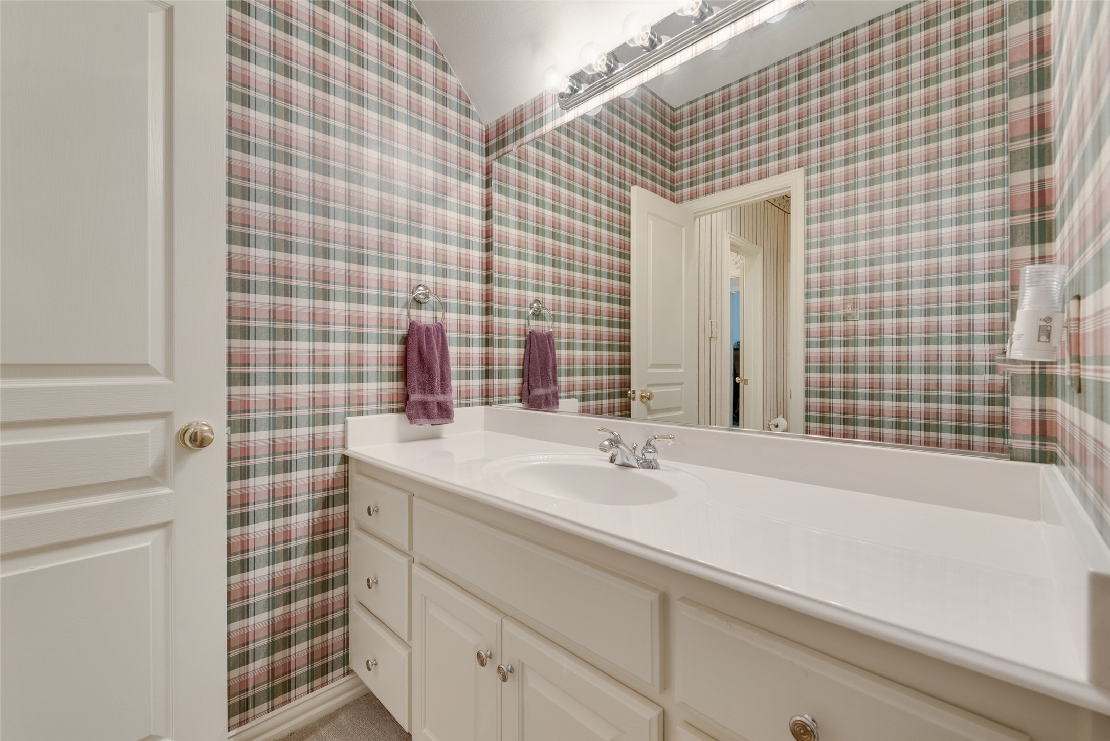 Heath, Texas, 75032, United States, 5 Bedrooms Bedrooms, ,4 BathroomsBathrooms,Residential,For Sale,1847303