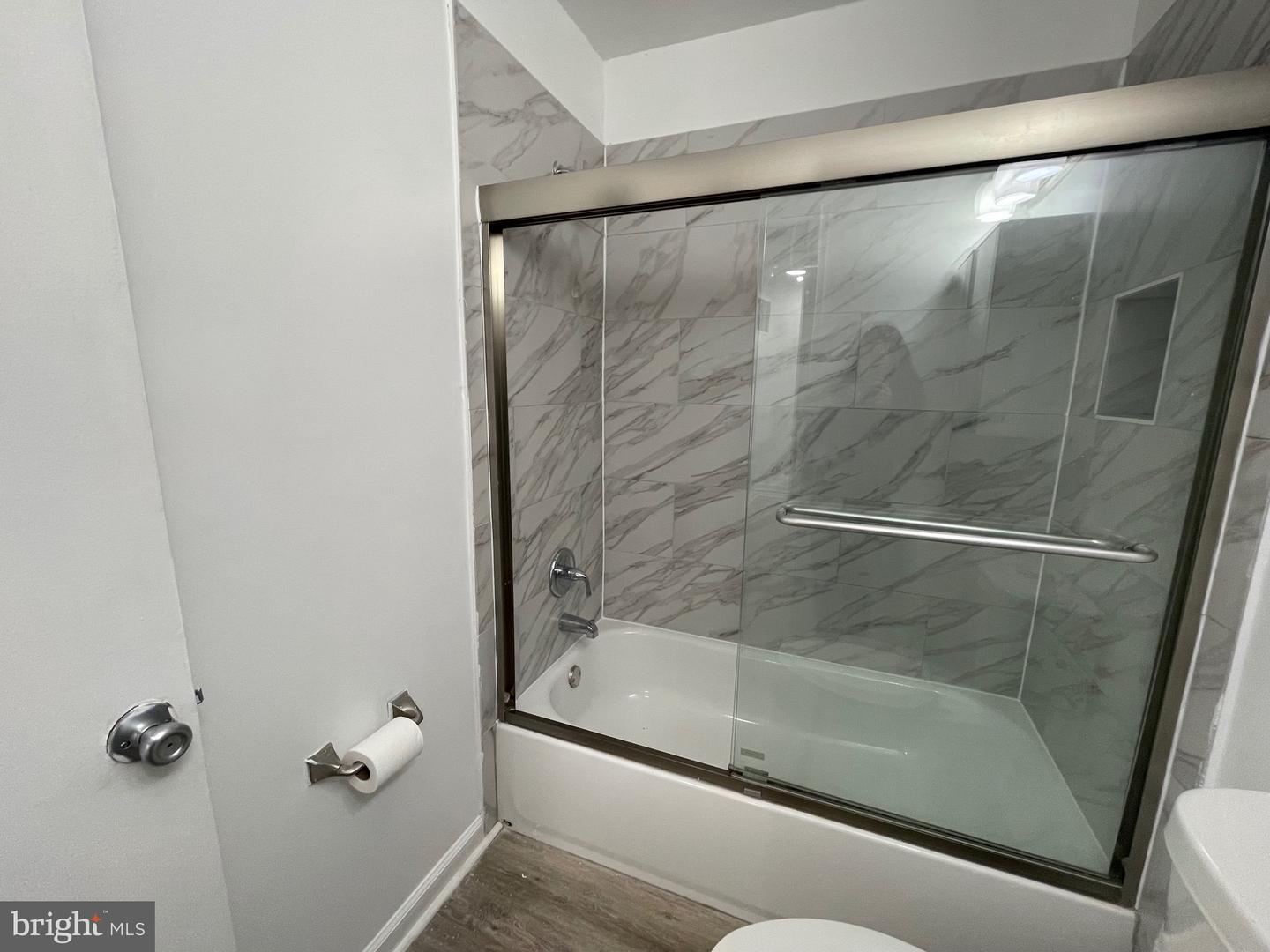 Centreville, Virginia, 20120, United States, 3 Bedrooms Bedrooms, ,2 BathroomsBathrooms,Residential,For Sale,1988924