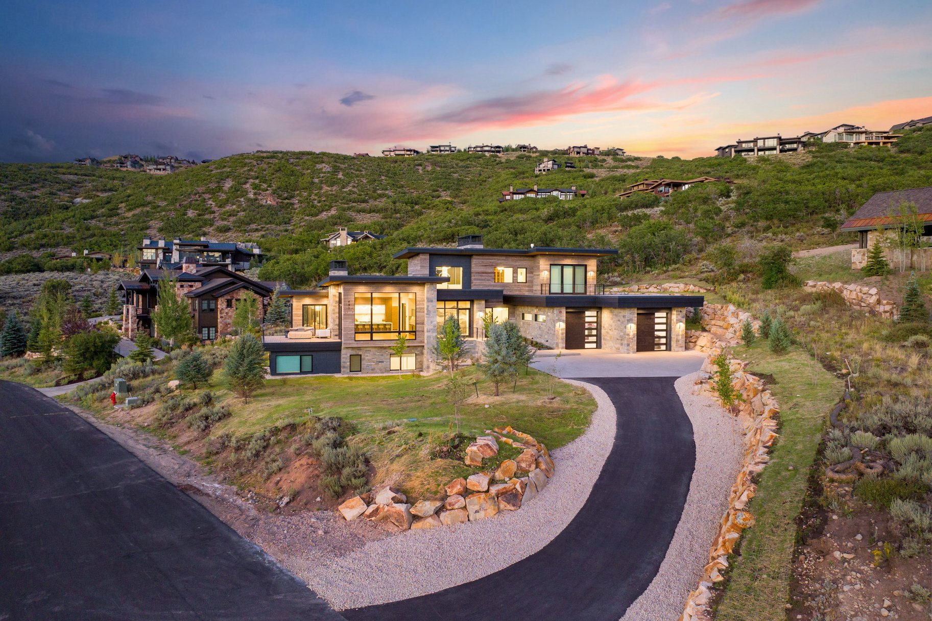  Modern Mountain Living, Elevated by Design - 物件實景