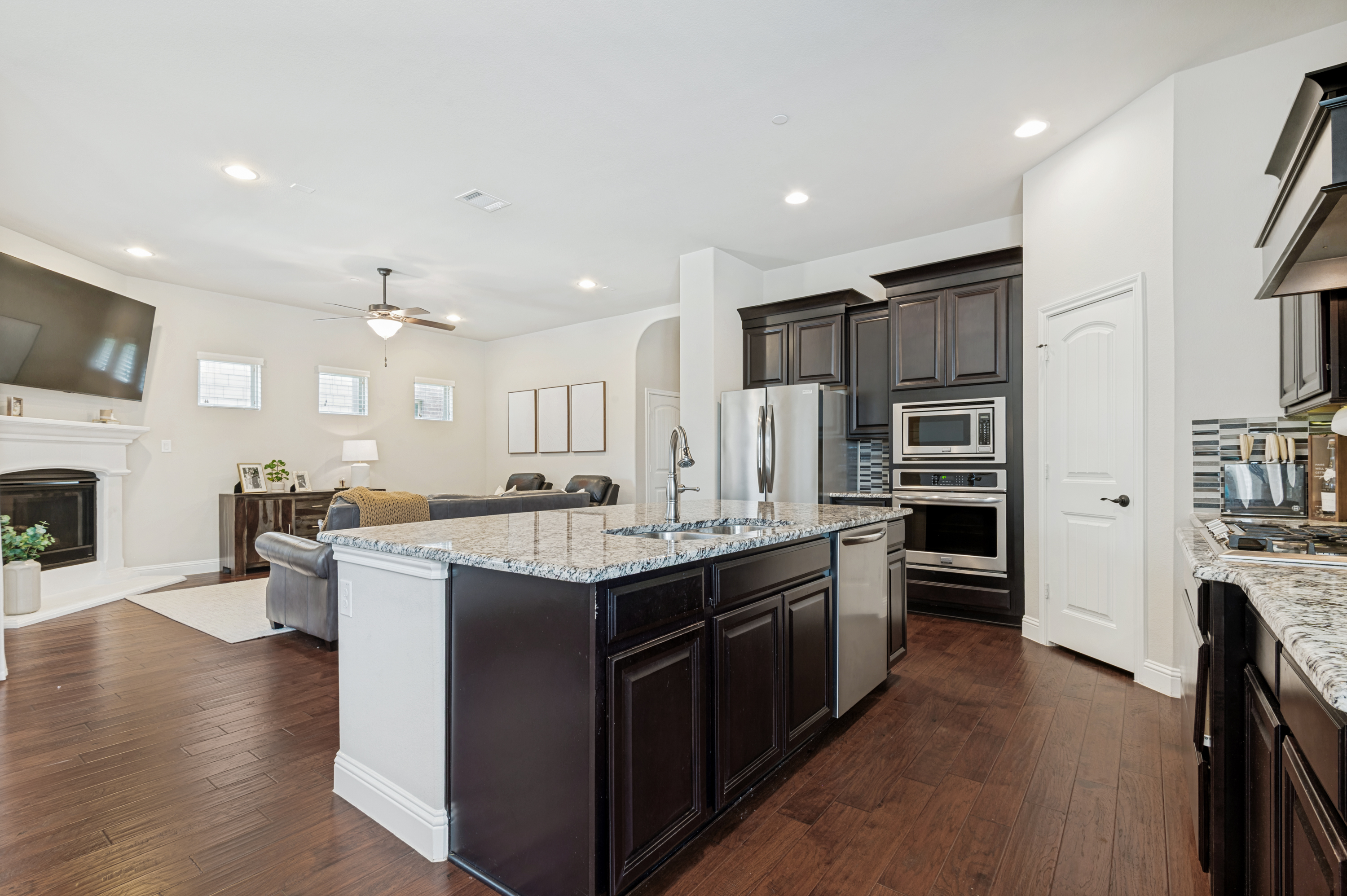  All the Aspects of a Single Family Dwelling, Ideal Benefits of Multi-Family - 物件實景