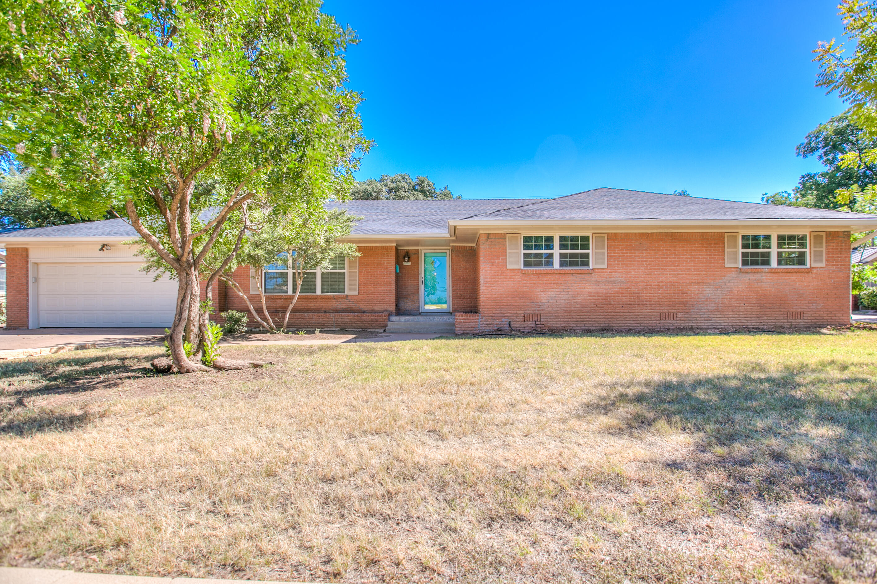 Sul Ross St, San Angelo, TX 76904