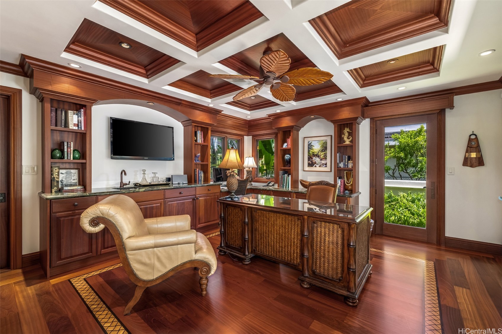Honolulu, Hawaii, 96825, United States, 6 Bedrooms Bedrooms, ,8 BathroomsBathrooms,Residential,For Sale,1900933