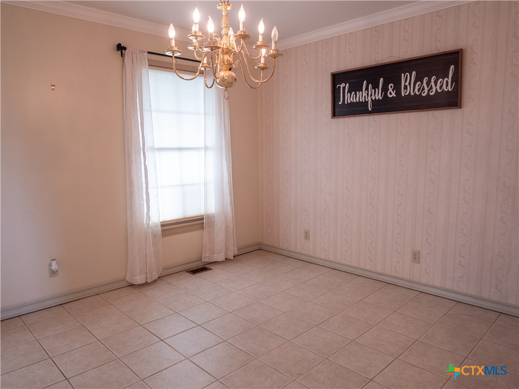 Victoria, Texas, 77905, United States, 5 Bedrooms Bedrooms, ,4 BathroomsBathrooms,Residential,For Sale,1989033