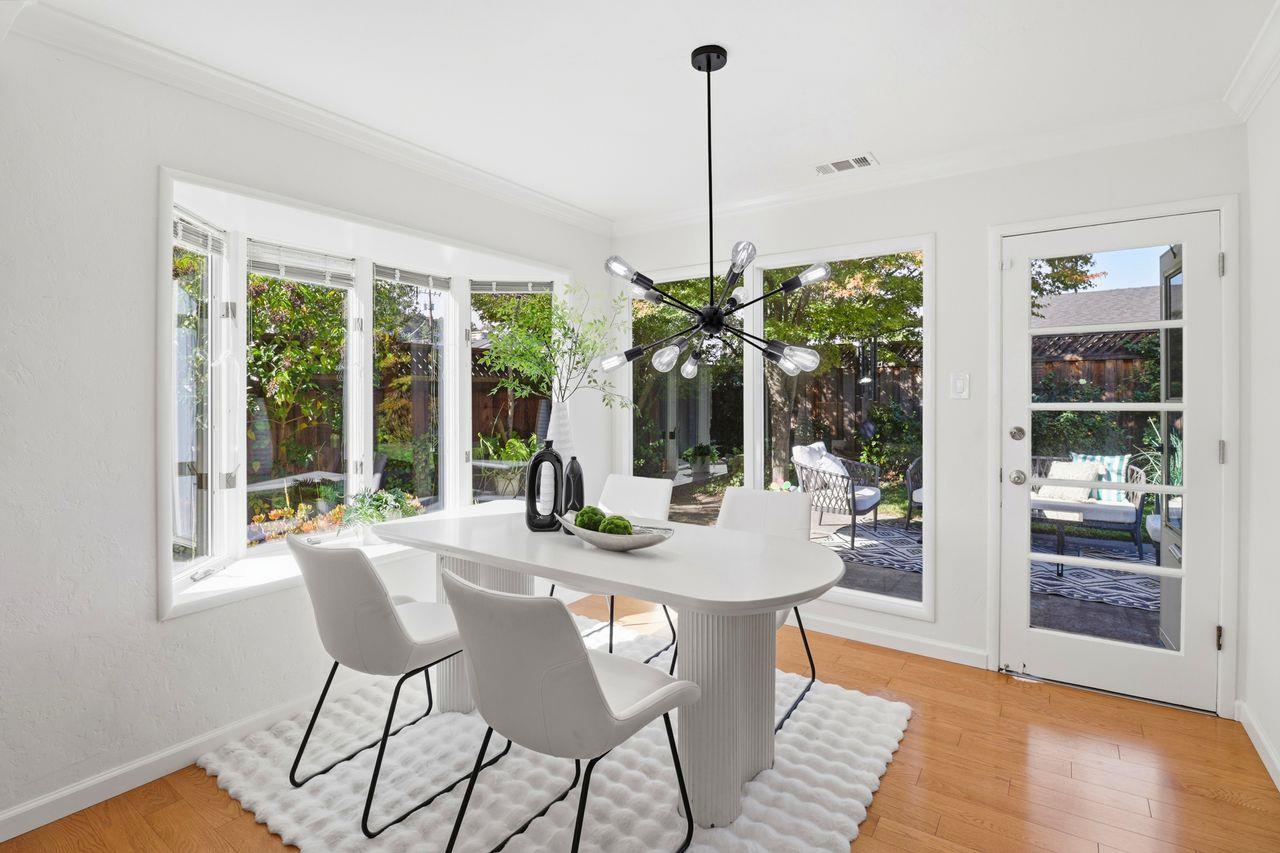 Belmont, California, 94002, United States, 3 Bedrooms Bedrooms, ,1 BathroomBathrooms,Residential,For Sale,1989201