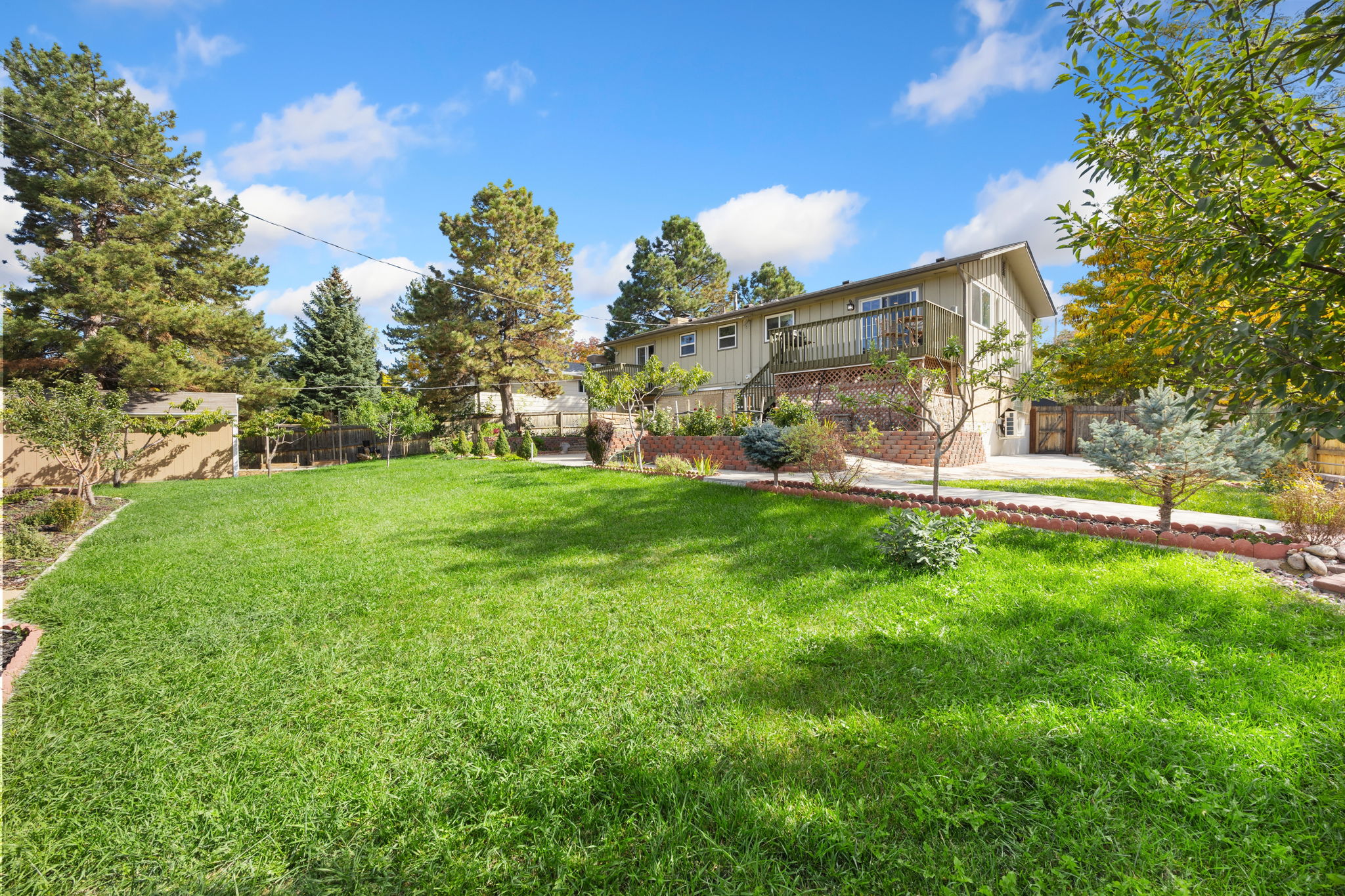  Beautifully maintained 4 bed / 3 bath home in Centennial - 物件實景