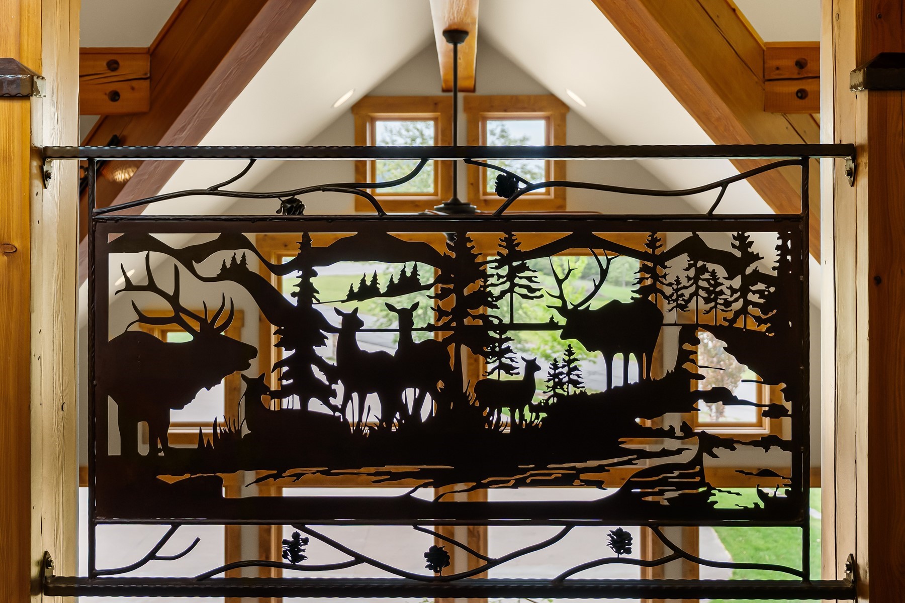  Custom Northwest Masterpiece - 物件實景