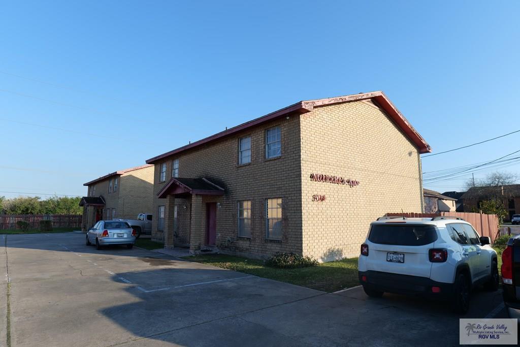 Brownsville, Texas, 78521, United States, 12 Bedrooms Bedrooms, ,4 BathroomsBathrooms,Residential,For Sale,1723212