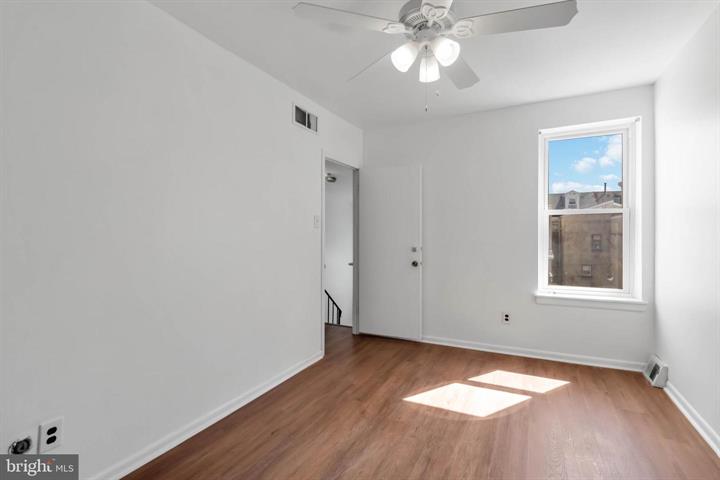 Philadelphia, Pennsylvania, 19123, United States, 4 Bedrooms Bedrooms, ,3 BathroomsBathrooms,Residential,For Sale,1944903