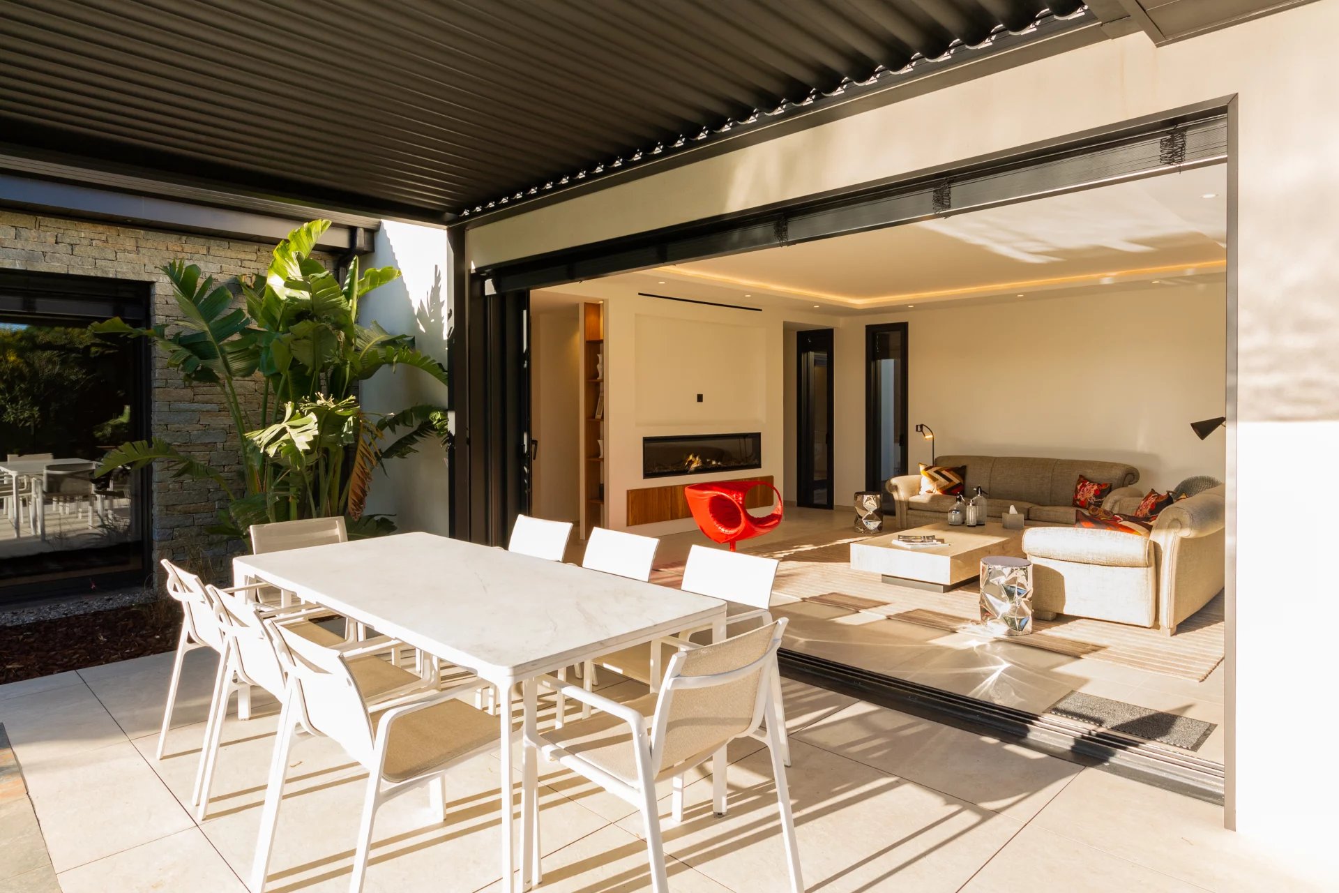 Sainte-Maxime, Provence-Alpes-Côte d’Azur, 83120, FR, 4 Bedrooms Bedrooms, ,4 BathroomsBathrooms,Residential,For Sale,1472761
