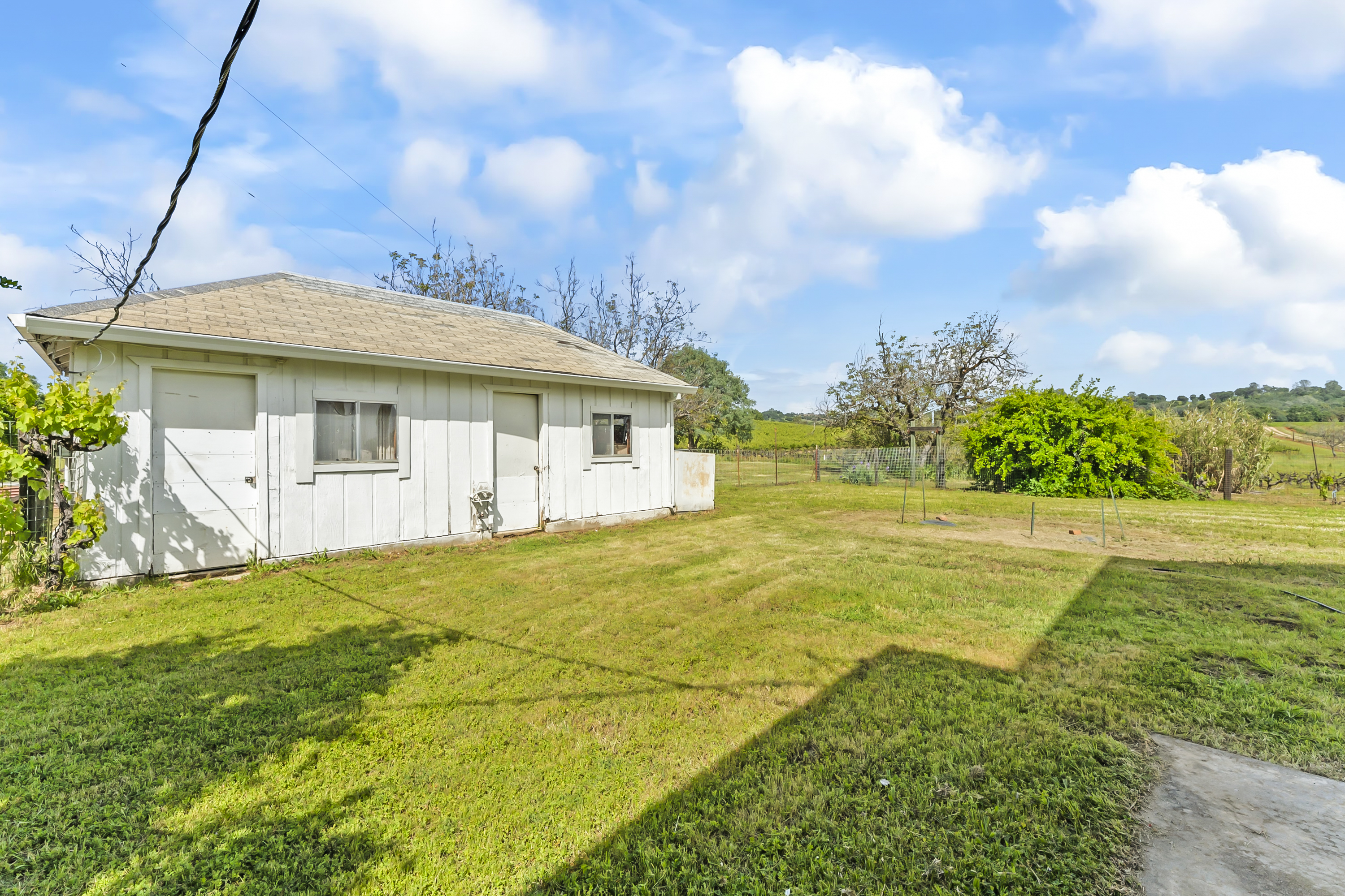  107 Acres - Seasonal Creek - Legacy - 物件實景