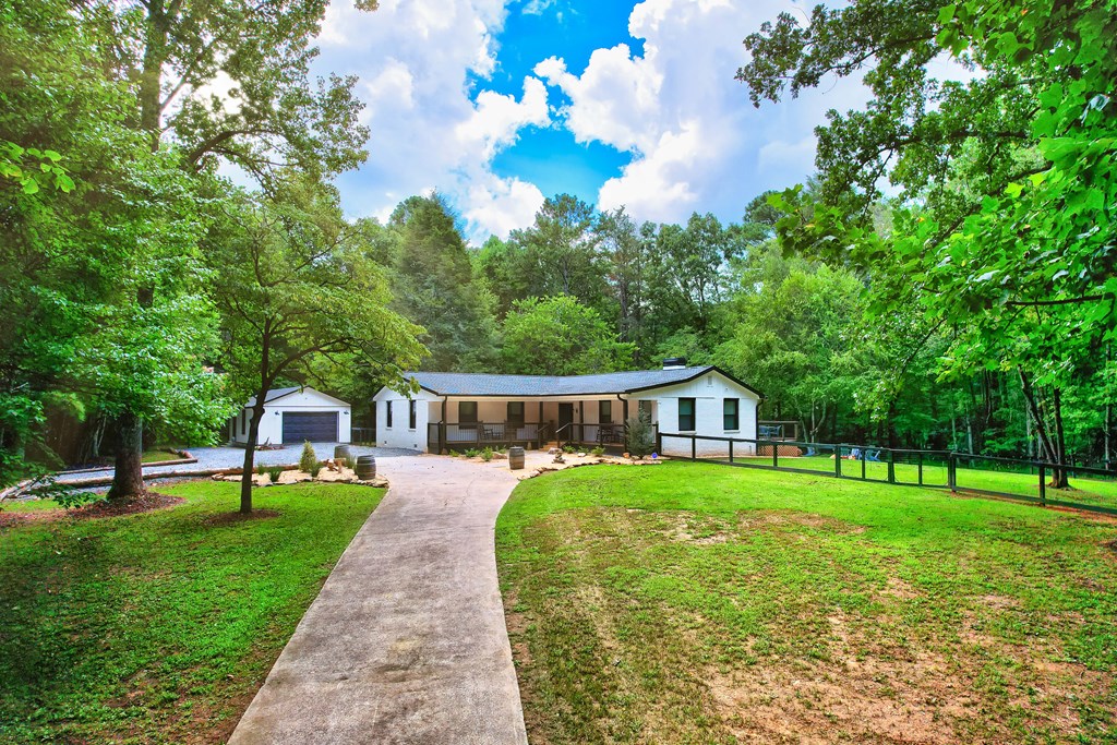 Ellijay, Georgia, 30536, United States, 4 Bedrooms Bedrooms, ,2 BathroomsBathrooms,Residential,For Sale,2015315