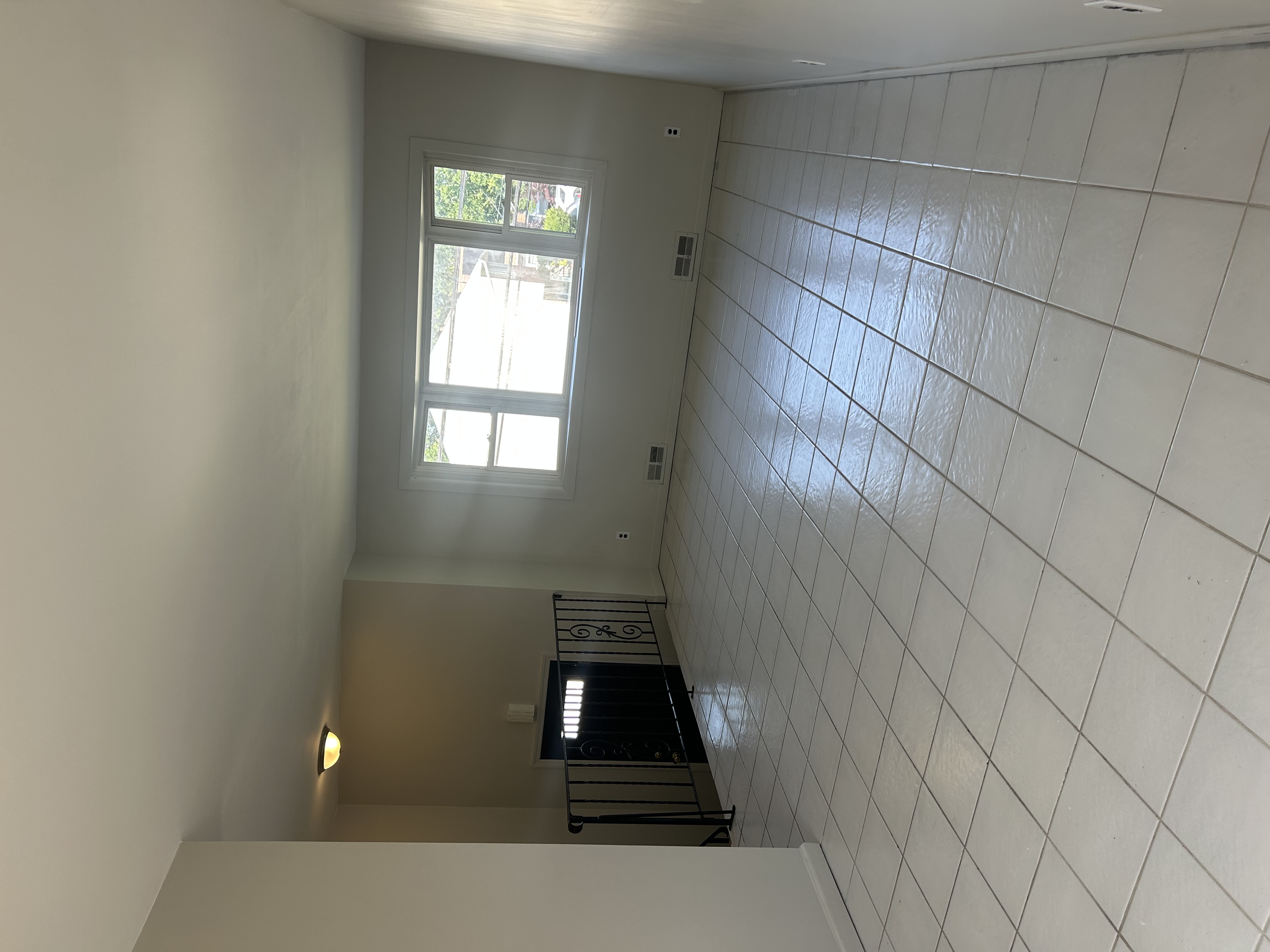 Lindenhurst, New York, 11757, United States, 4 Bedrooms Bedrooms, ,2 BathroomsBathrooms,Residential,For Sale,1840330