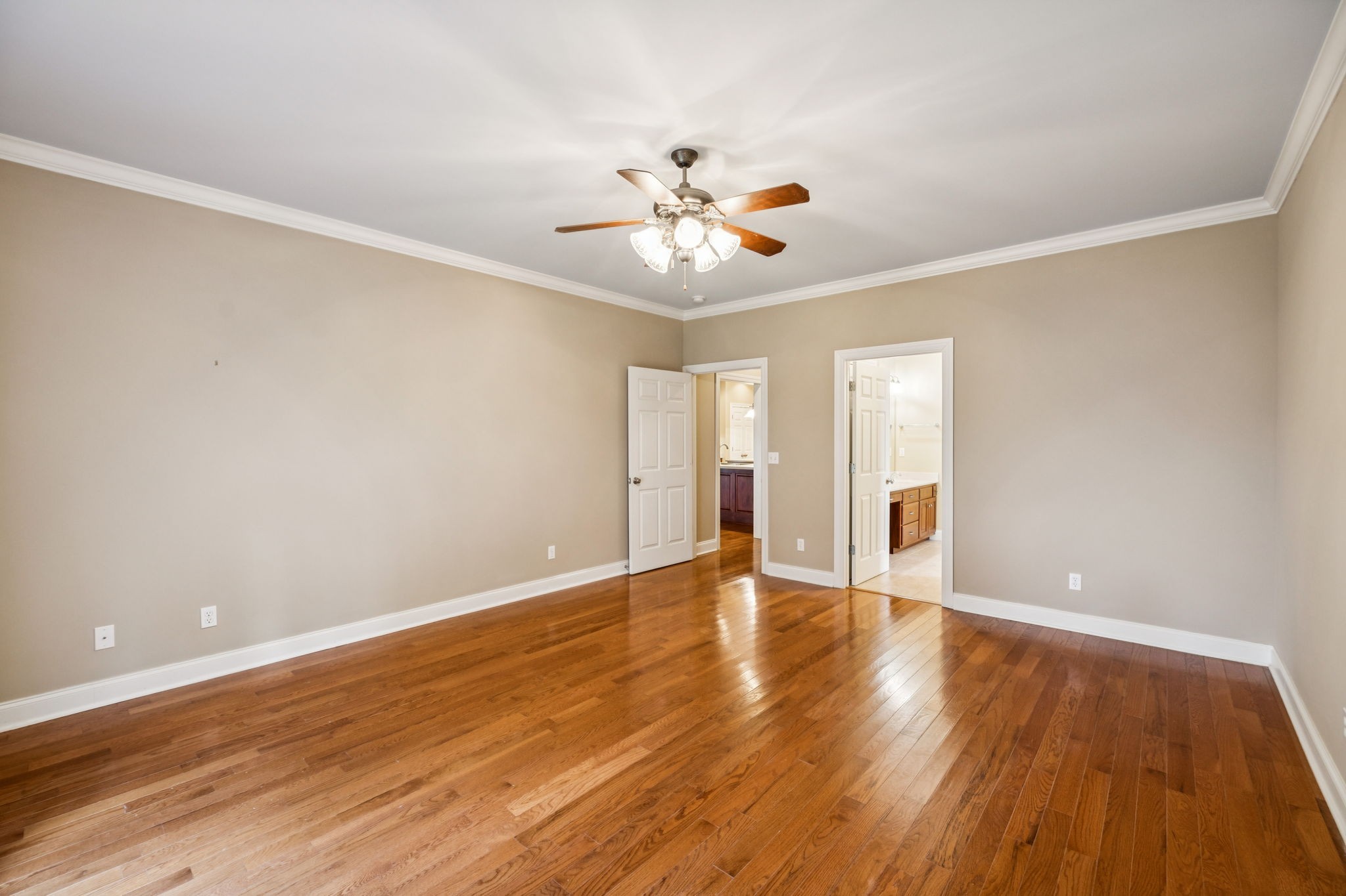 Manchester, Tennessee, 37355, United States, 4 Bedrooms Bedrooms, ,4 BathroomsBathrooms,Residential,For Sale,1937167