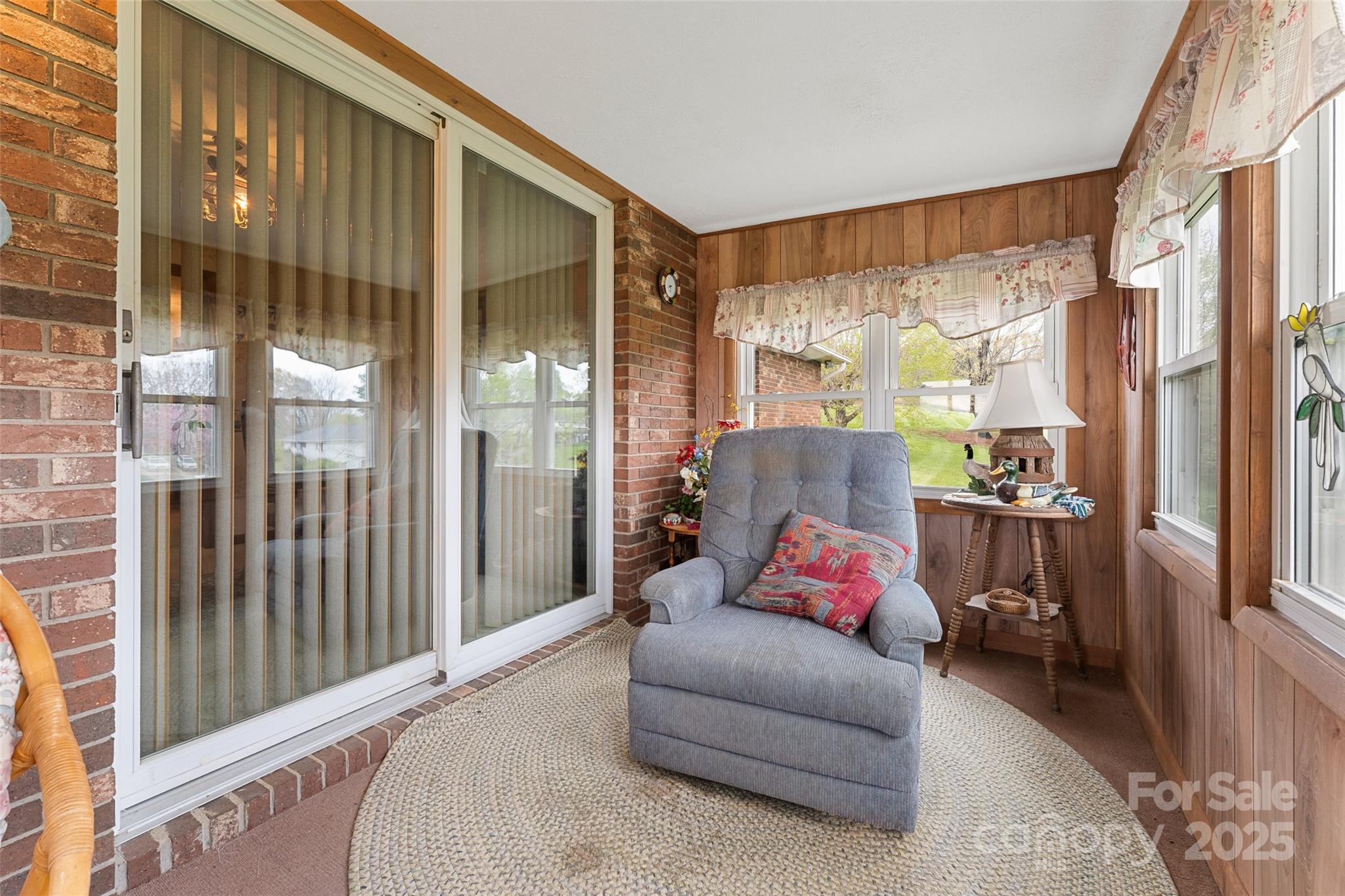 Leicester, North Carolina, 28748, United States, 3 Bedrooms Bedrooms, ,2 BathroomsBathrooms,Residential,For Sale,1938256
