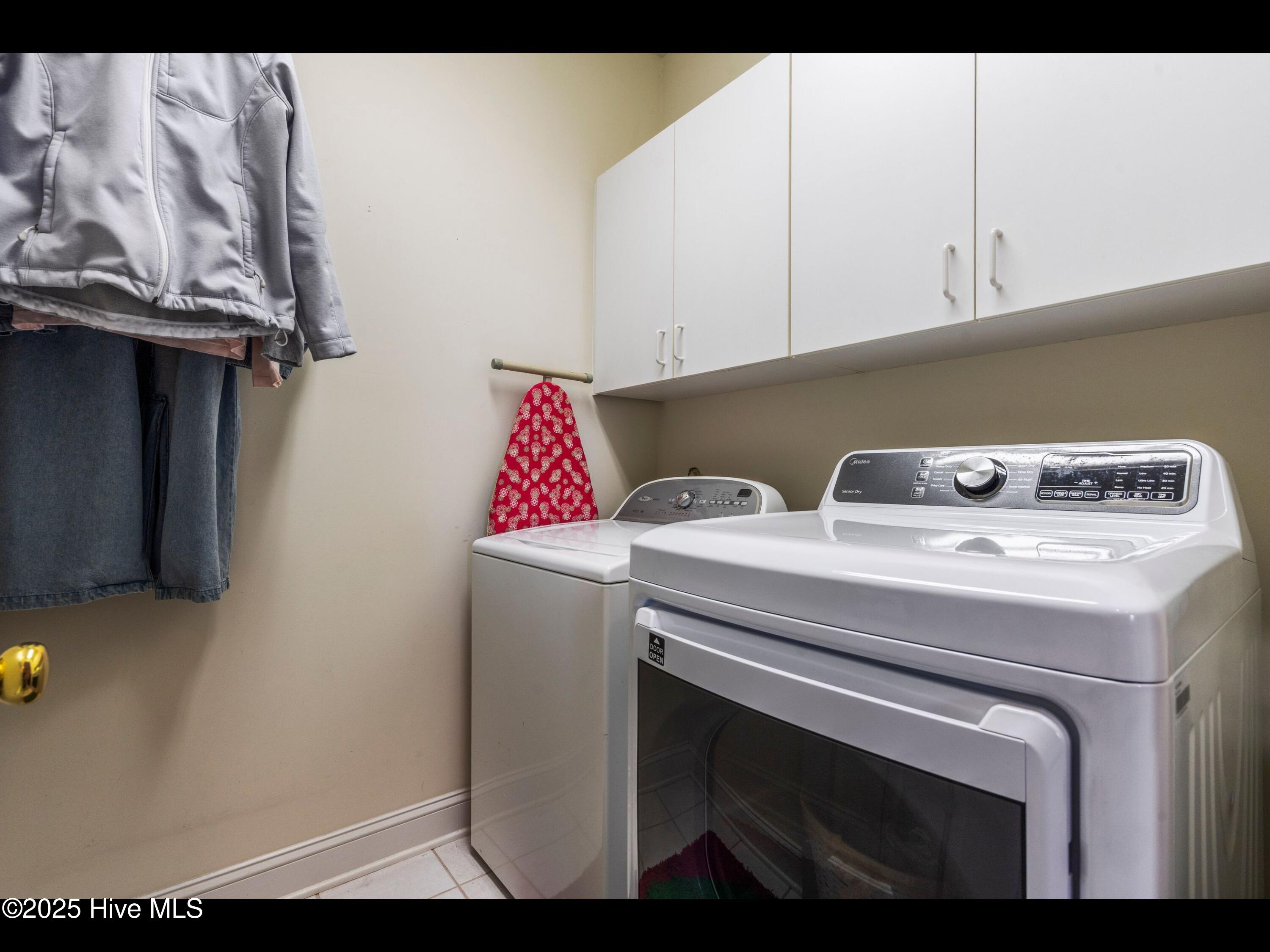 Carolina Beach, North Carolina, 28428, United States, 3 Bedrooms Bedrooms, ,3 BathroomsBathrooms,Residential,For Sale,1846629